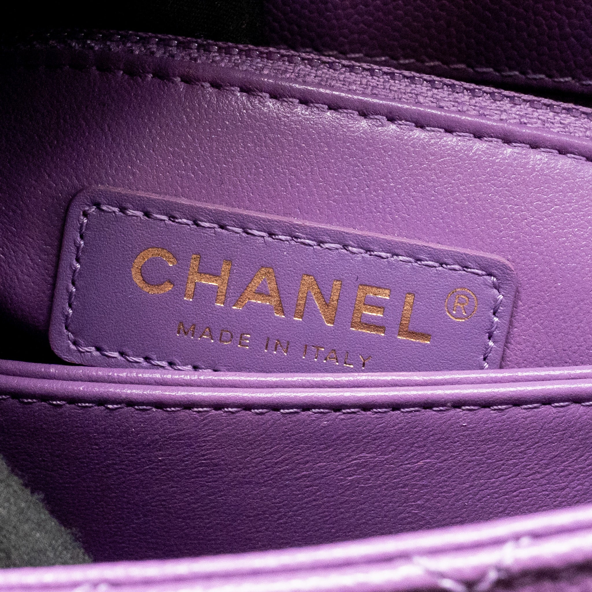 CHANEL SMALL COCO HANDLE CAVIAR PURPLE LGHW (MICROCHIP)