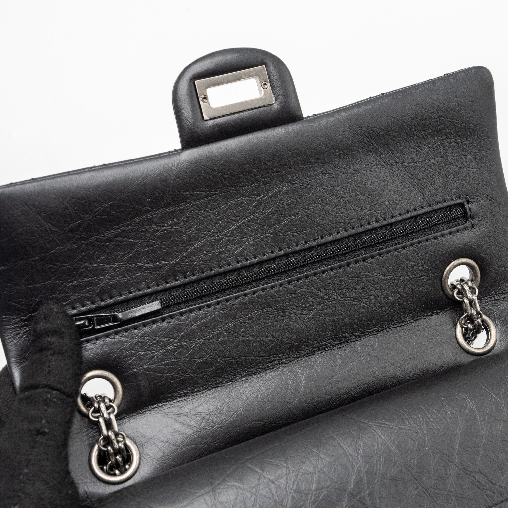 CHANEL SMALL 2.55 REISSUE FLAP BAG AGED CALFSKIN BLACK RUTHENIUM HARDWARE(MICROCHIP)