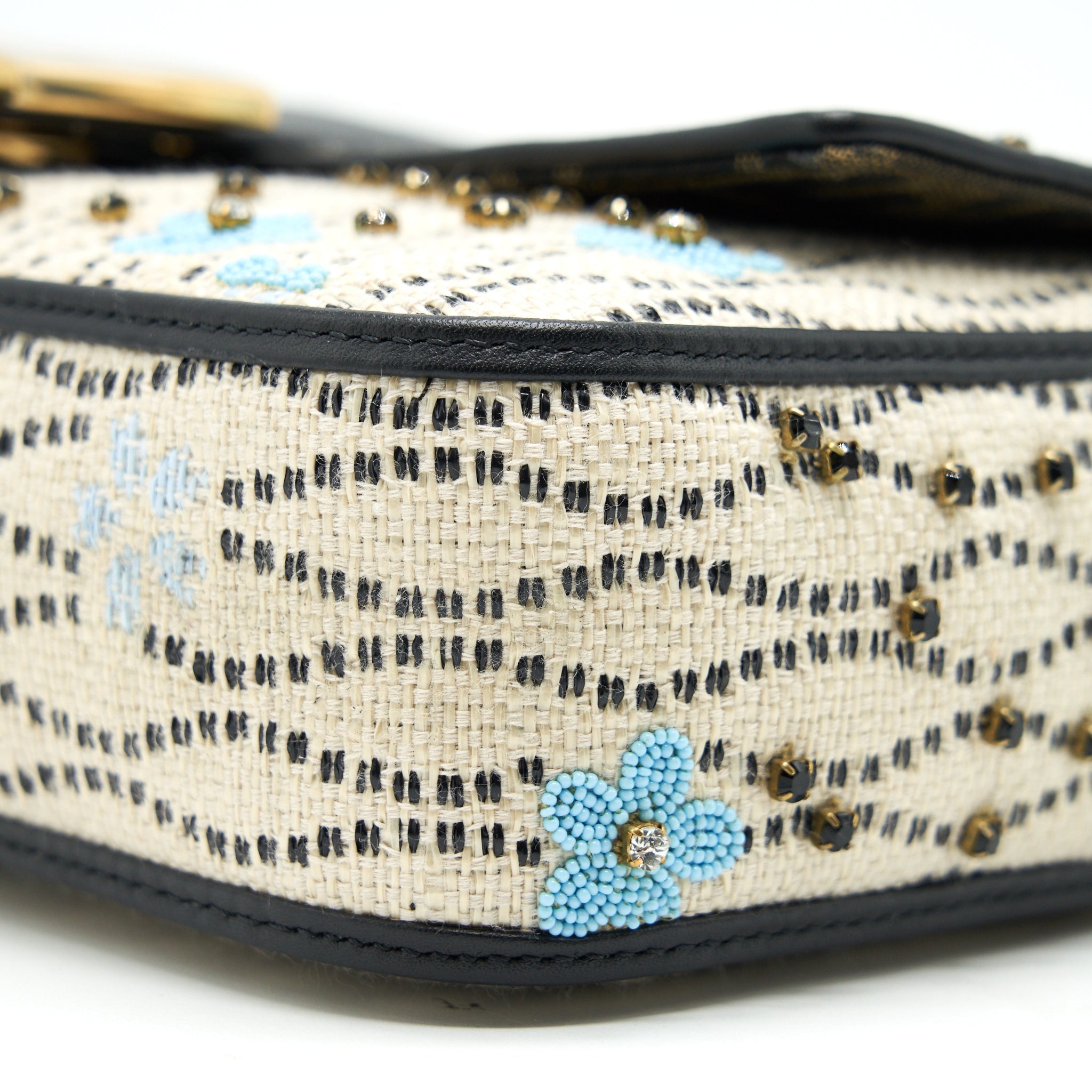 FENDI BAGUETTE ICONIC MEDIUM WHITE RAFFIA BAG MULTICOLOR