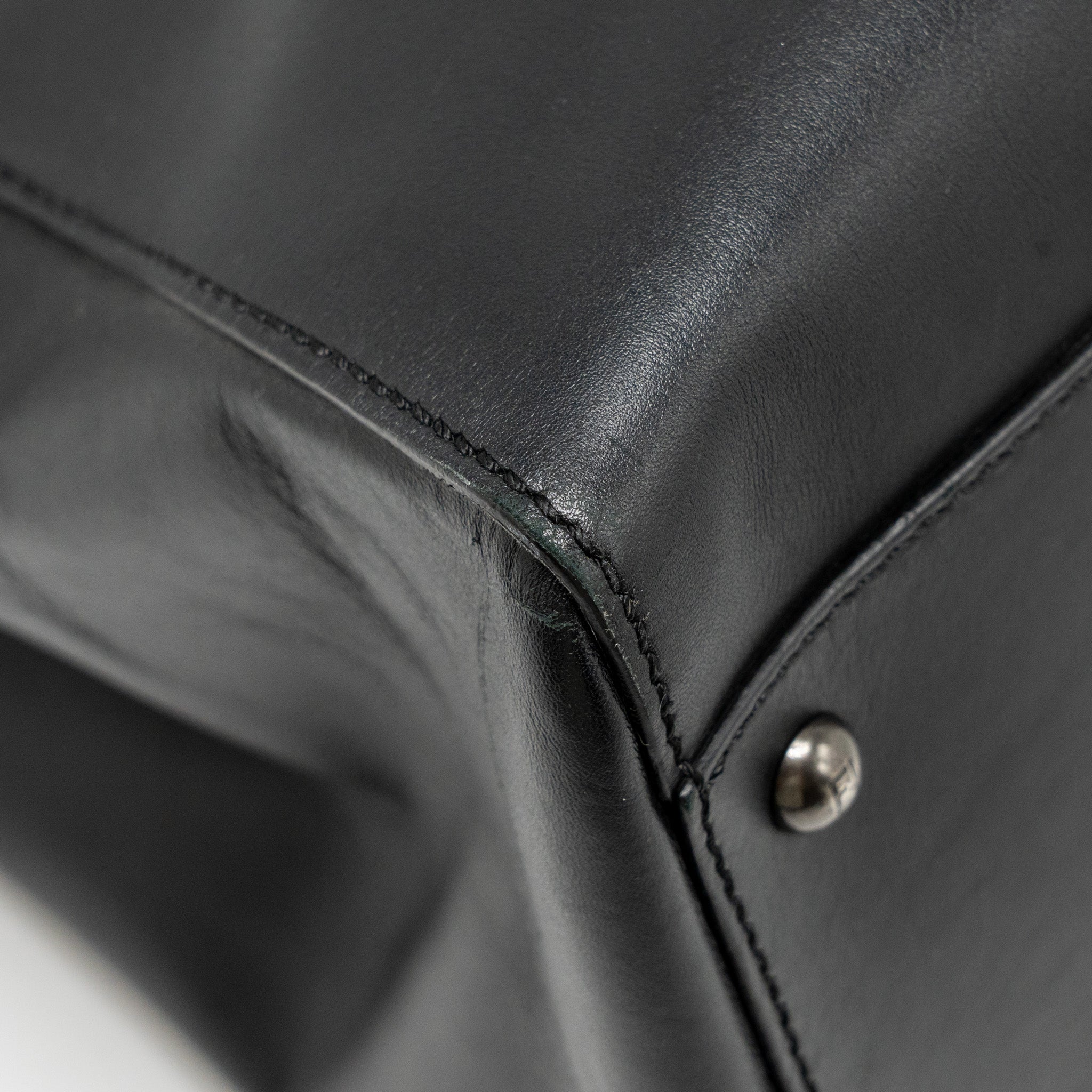 FENDI LARGE PEEKABOO BAG CALFSKIN BLACK GHW