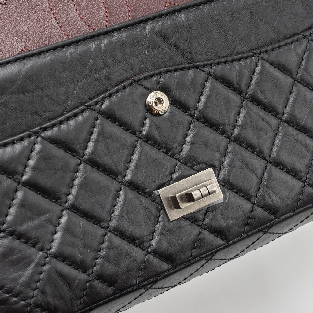 CHANEL SMALL 2.55 REISSUE FLAP BAG AGED CALFSKIN BLACK RUTHENIUM HARDWARE(MICROCHIP)