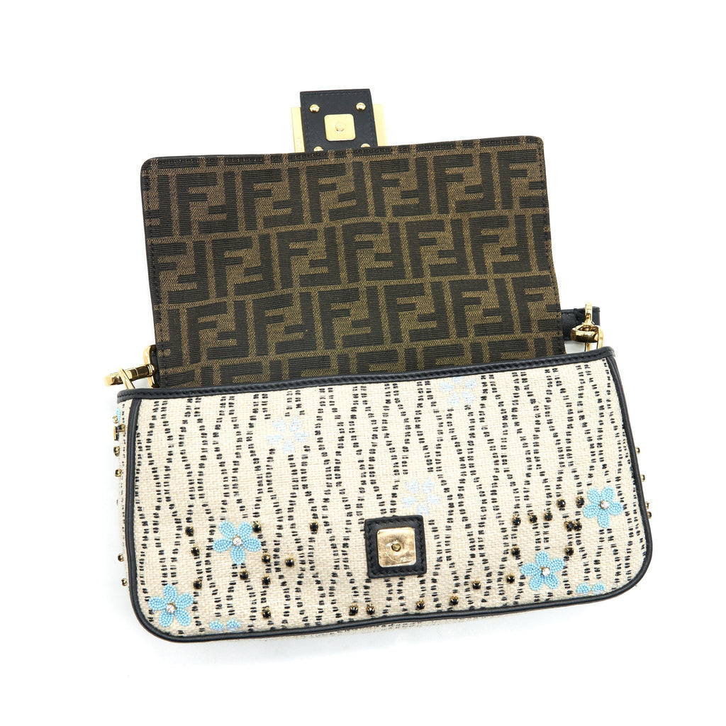 FENDI BAGUETTE ICONIC MEDIUM WHITE RAFFIA BAG MULTICOLOR