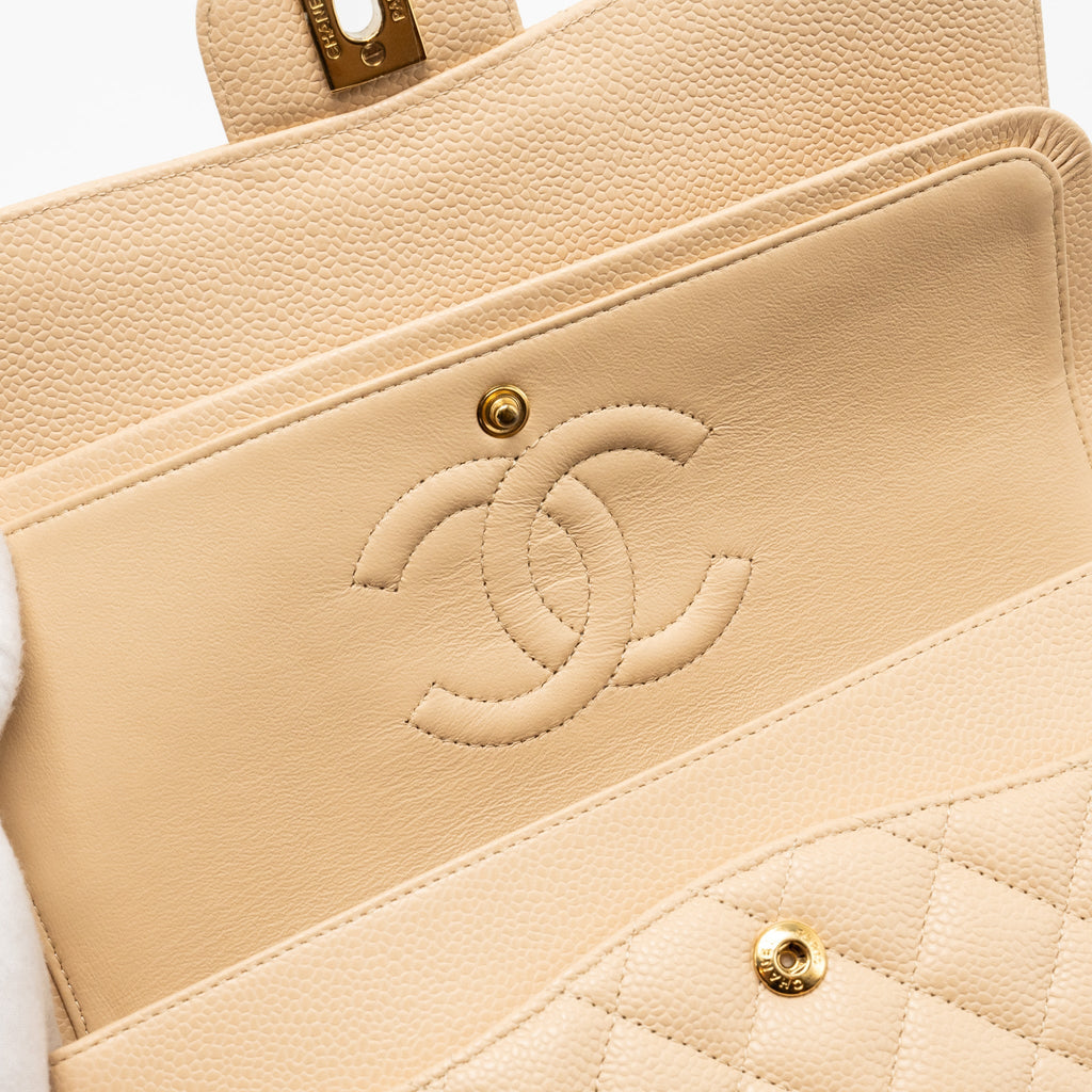 CHANEL MEDIUM CLASSIC DOUBLE FLAP CAVIAR BEIGE GHW