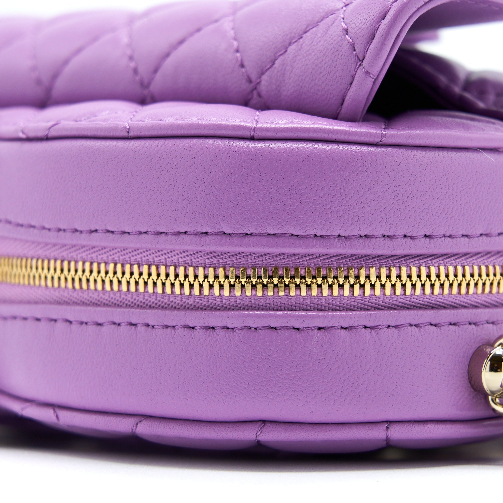 CHANEL 22S HEART BAG LAMBSKIN PURPLE LGHW (MICROCHIP)