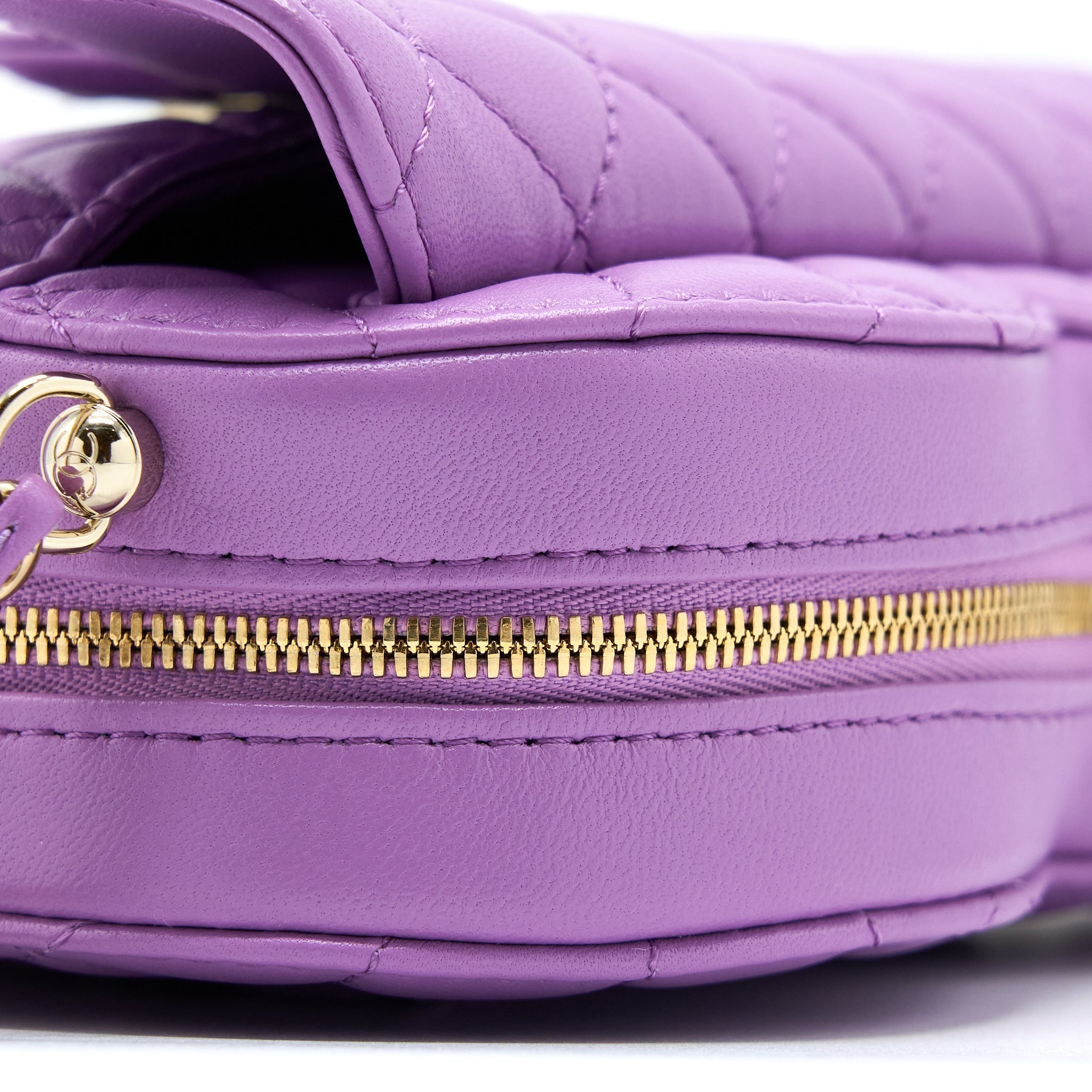 CHANEL 22S HEART BAG LAMBSKIN PURPLE LGHW (MICROCHIP)
