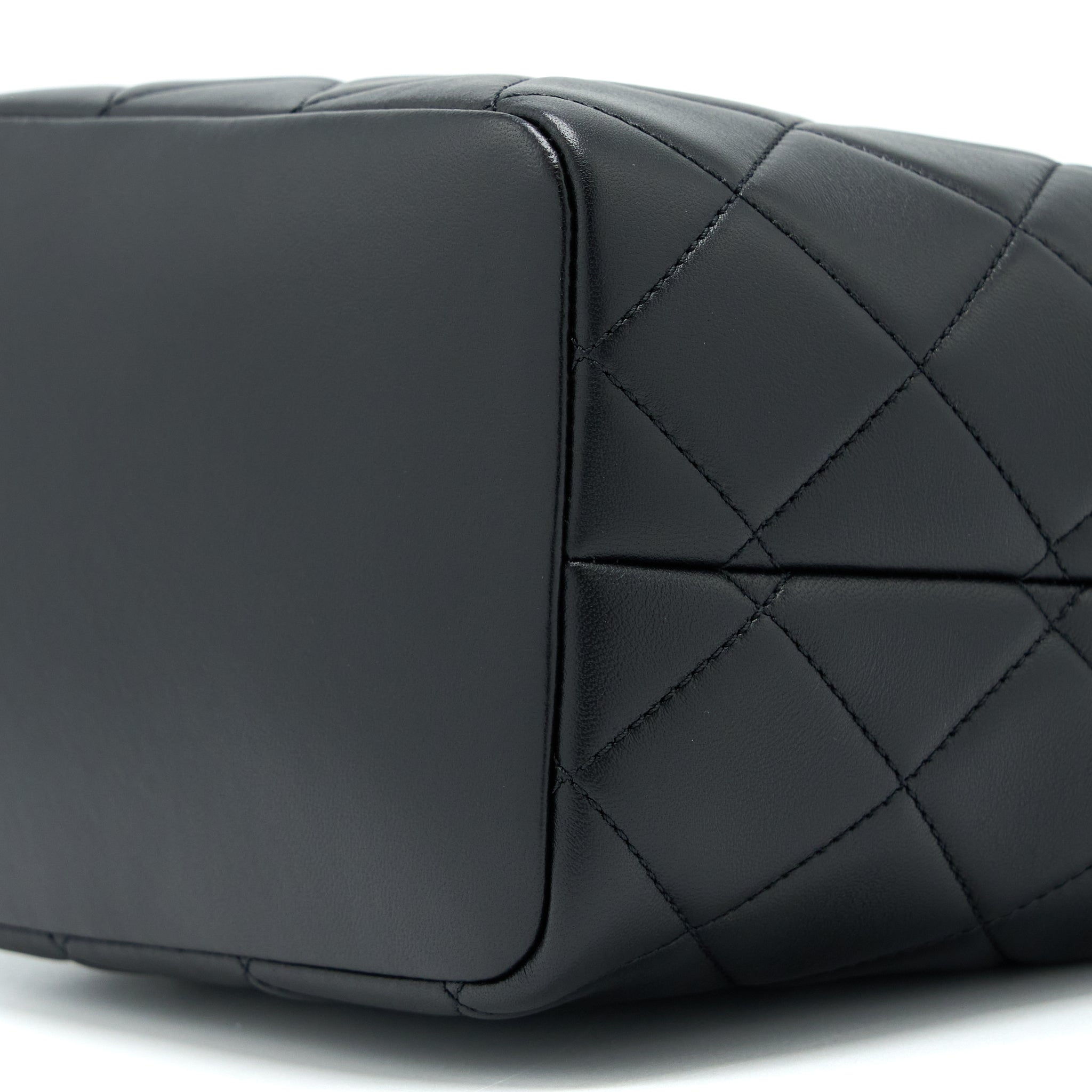 CHANEL 22S DETAIL HANDLE HOBO CROSSBODY BAG LAMBSKIN BLACK GHW(MICROCHIP)