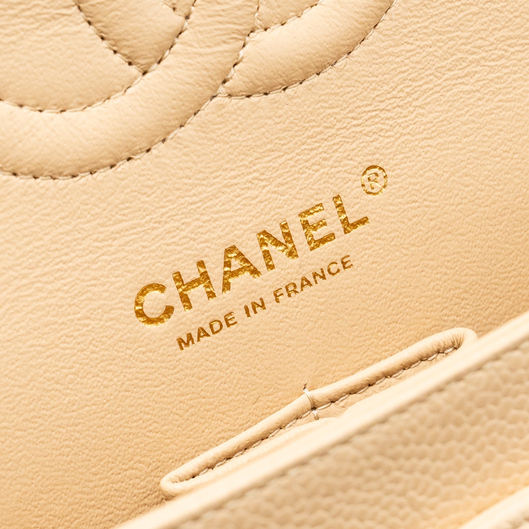 CHANEL MEDIUM CLASSIC DOUBLE FLAP CAVIAR BEIGE GHW