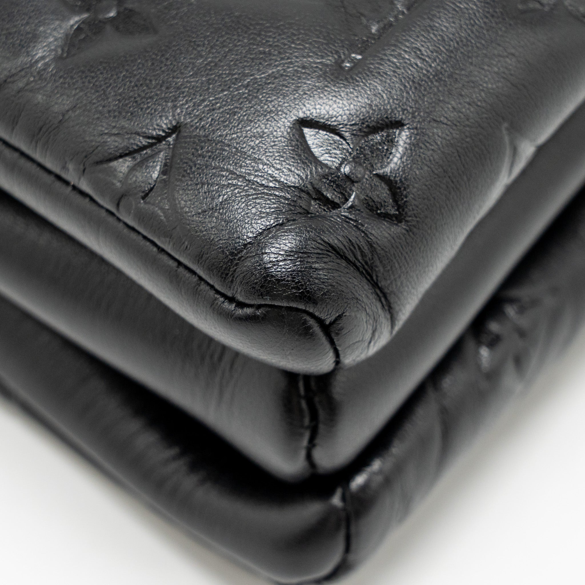 LOUIS VUITTON COUSSIN PM LAMBSKIN BLACK GHW
