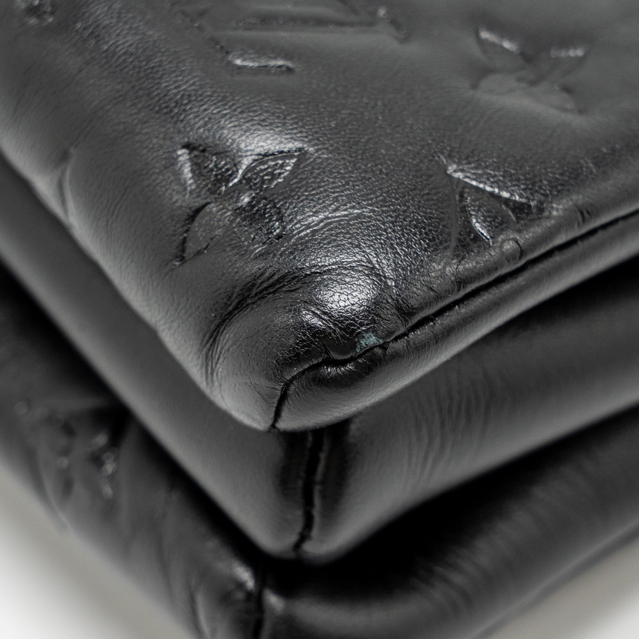 LOUIS VUITTON COUSSIN PM LAMBSKIN BLACK GHW