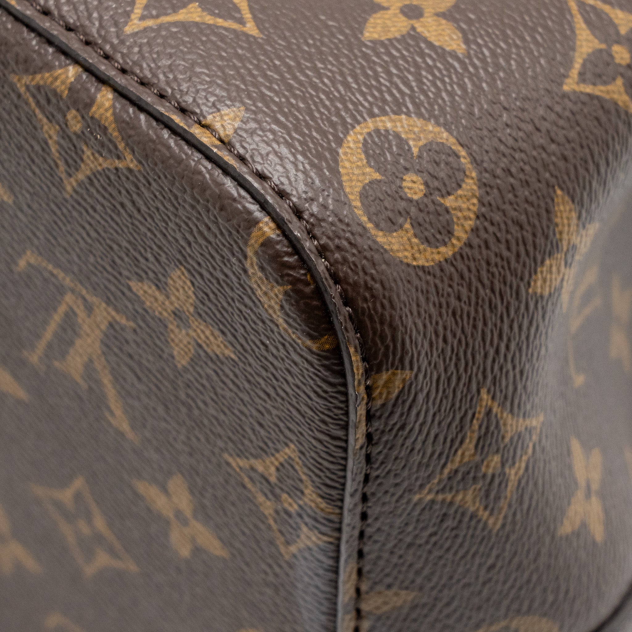 LOUIS VUITTON NEONOE MM MONOGRAM CANVAS CARAMEL GHW