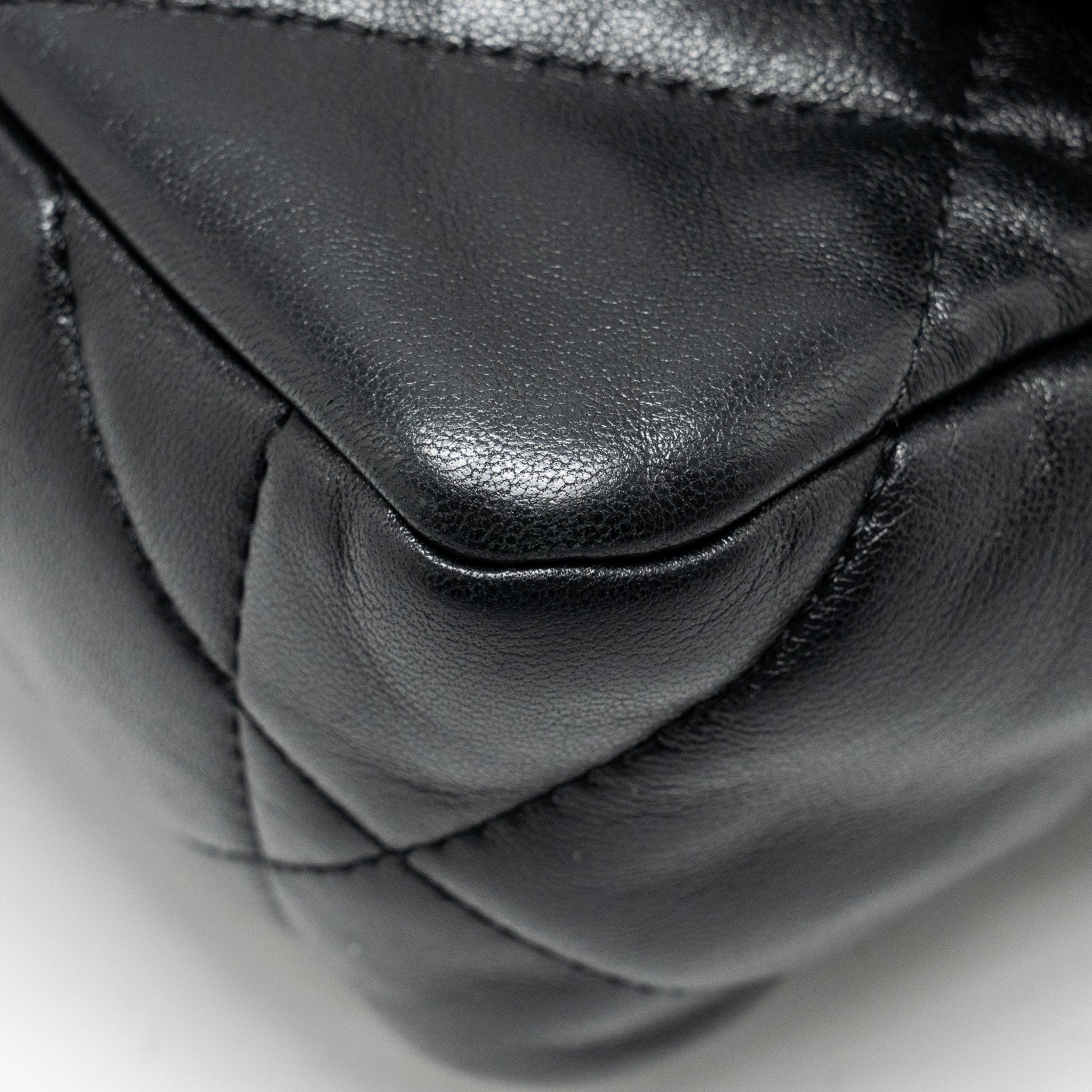 CHANEL SMALL 19BAG LAMBSKIN BLACK MULTICOLOUR HARDWARE