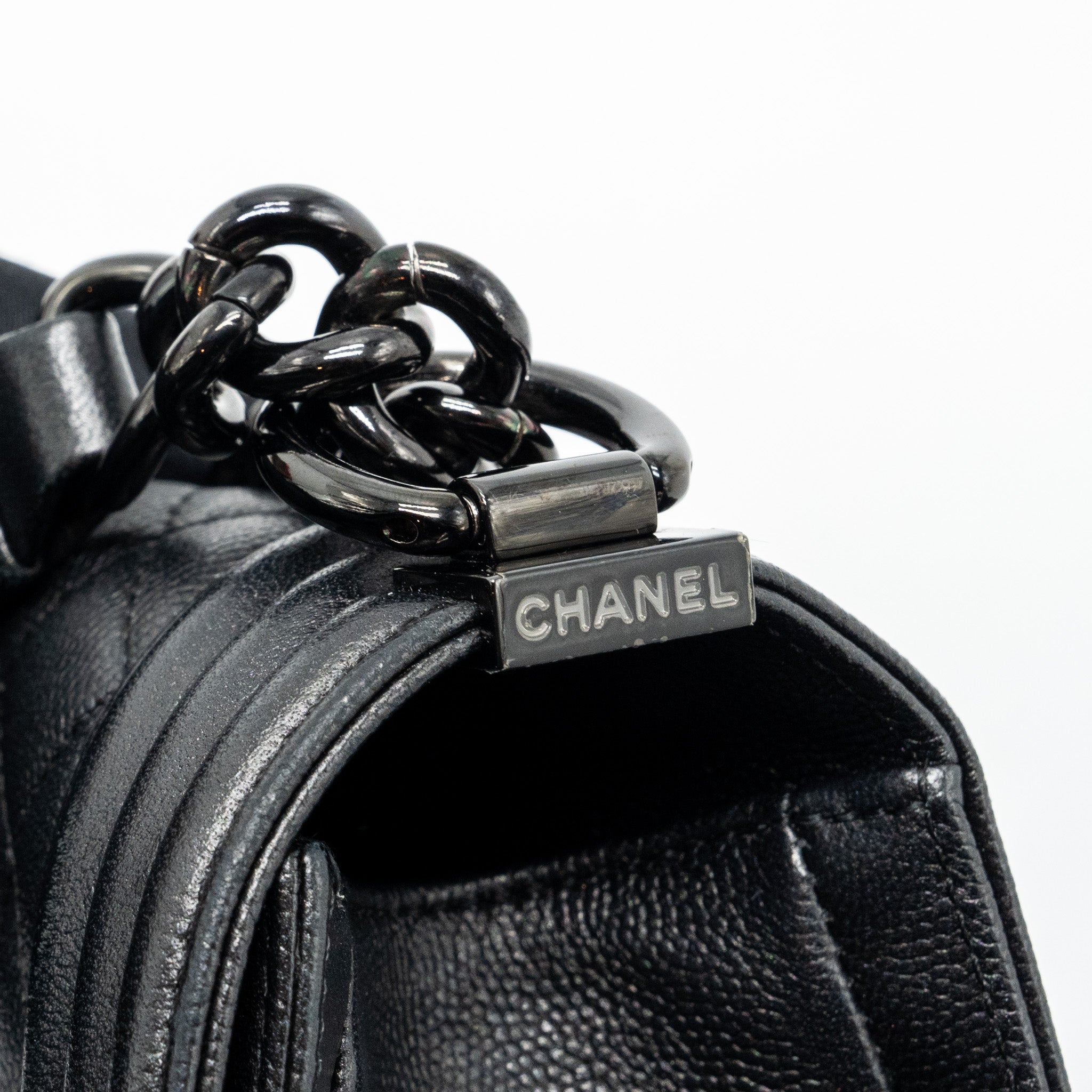 CHANEL MEDIUM BOY BAG CAVIAR SO BLACK BLACK HARDWARE