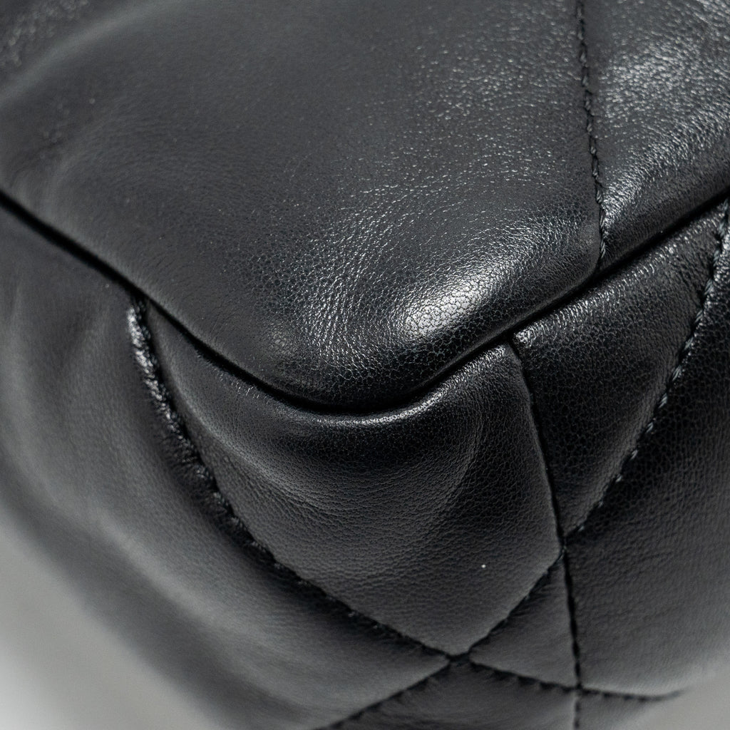 CHANEL SMALL 19BAG LAMBSKIN BLACK MULTICOLOUR HARDWARE