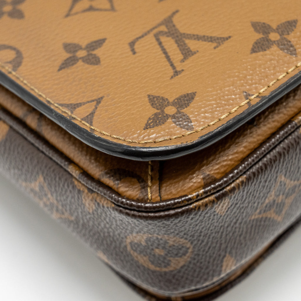 LOUIS VUITTON POCHETTE MÉTIS MONOGRAM REVERSE CANVAS GHW