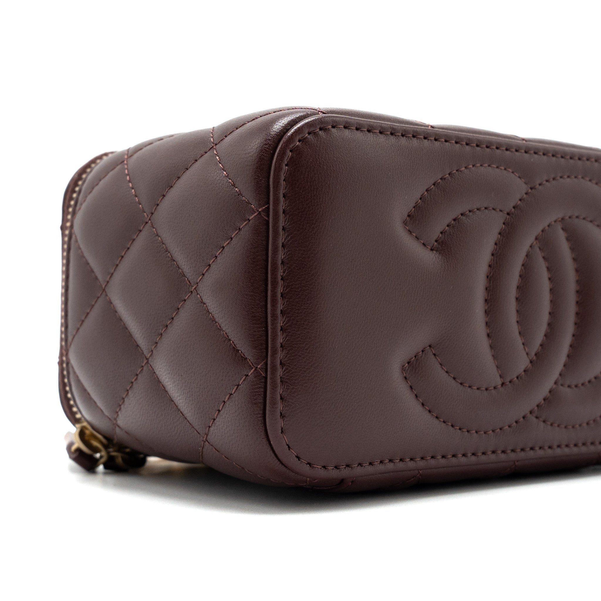 CHANEL LONG VANITY WITH GEM CHAIN LAMBSKIN BURGUNDY GHW (MICROCHIP)
