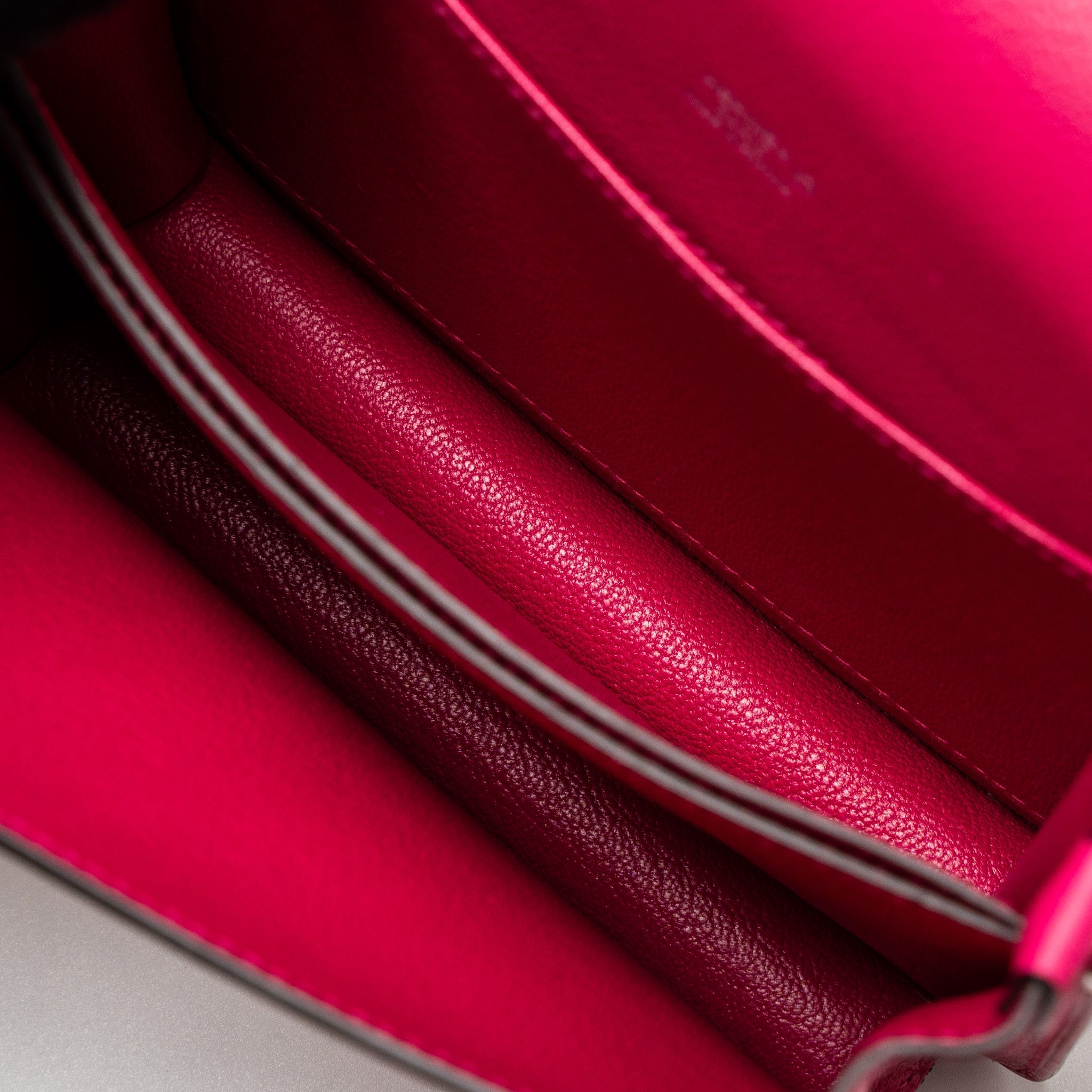 HERMES MINI ROULIS ALLIGATOR TOUCH EVERCOLOR ROSE MEXICO SHW
