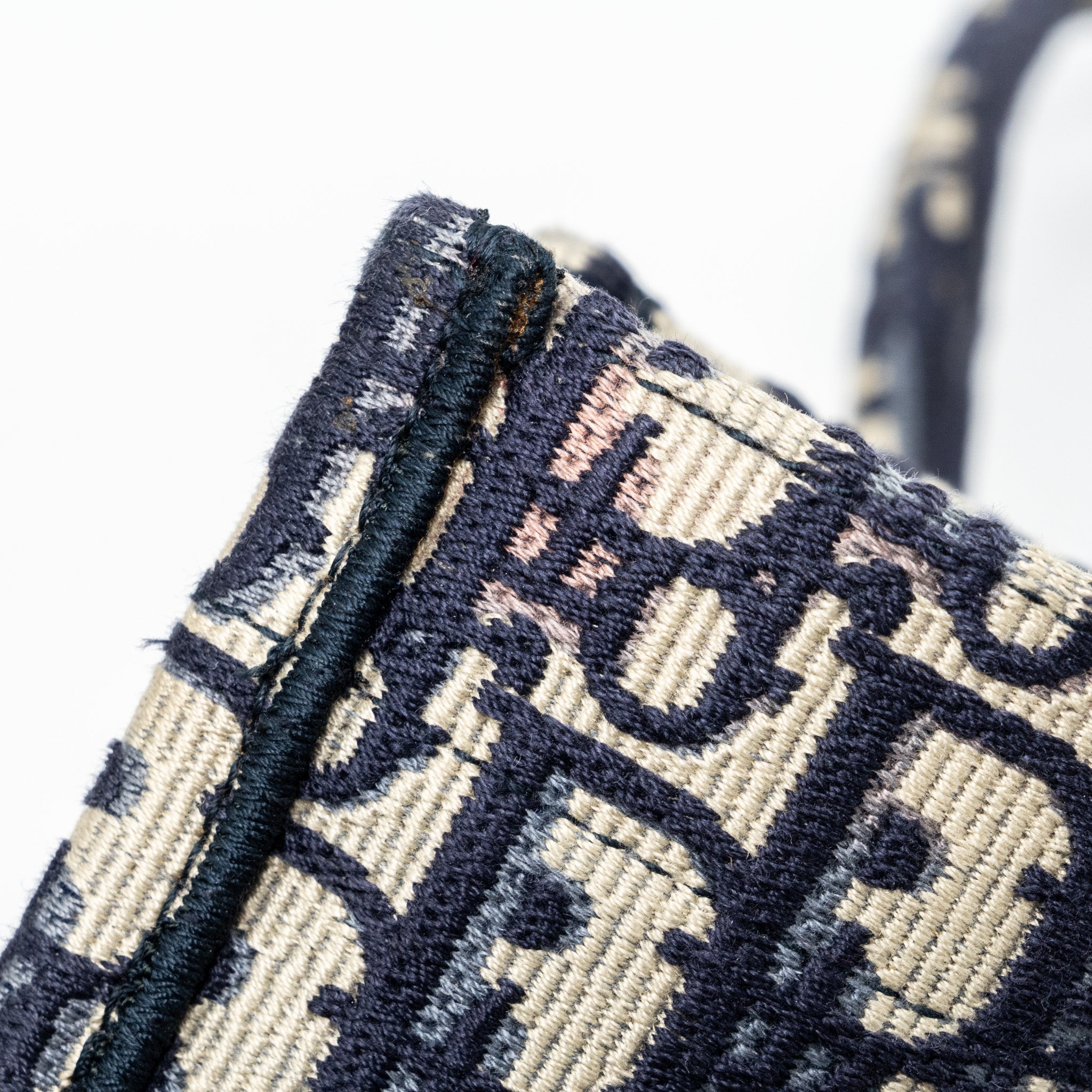 DIOR MEDIUM BOOK TOTE BLUE OBLIQUE EMBOIDERY