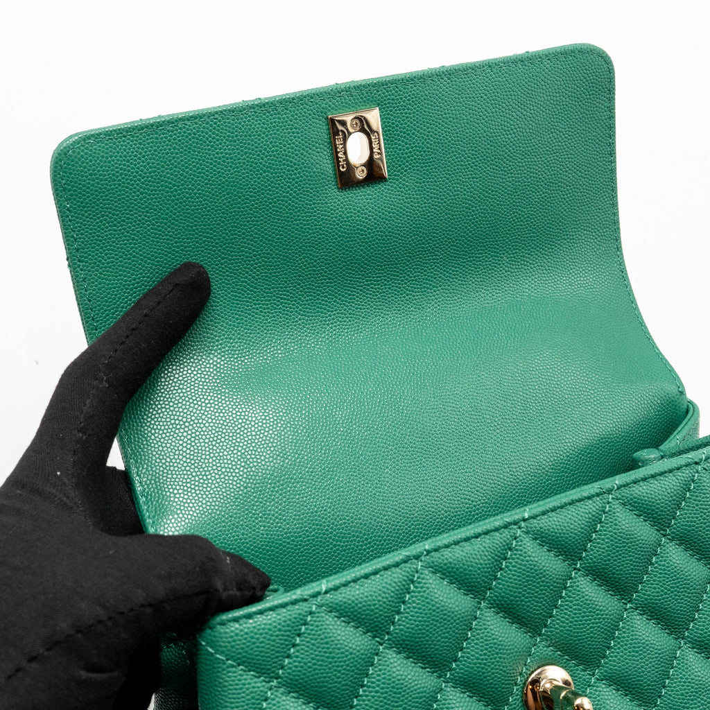 CHANEL SMALL COCO HANDLE CAVIAR GREEN LGHW (MICROCHIP)