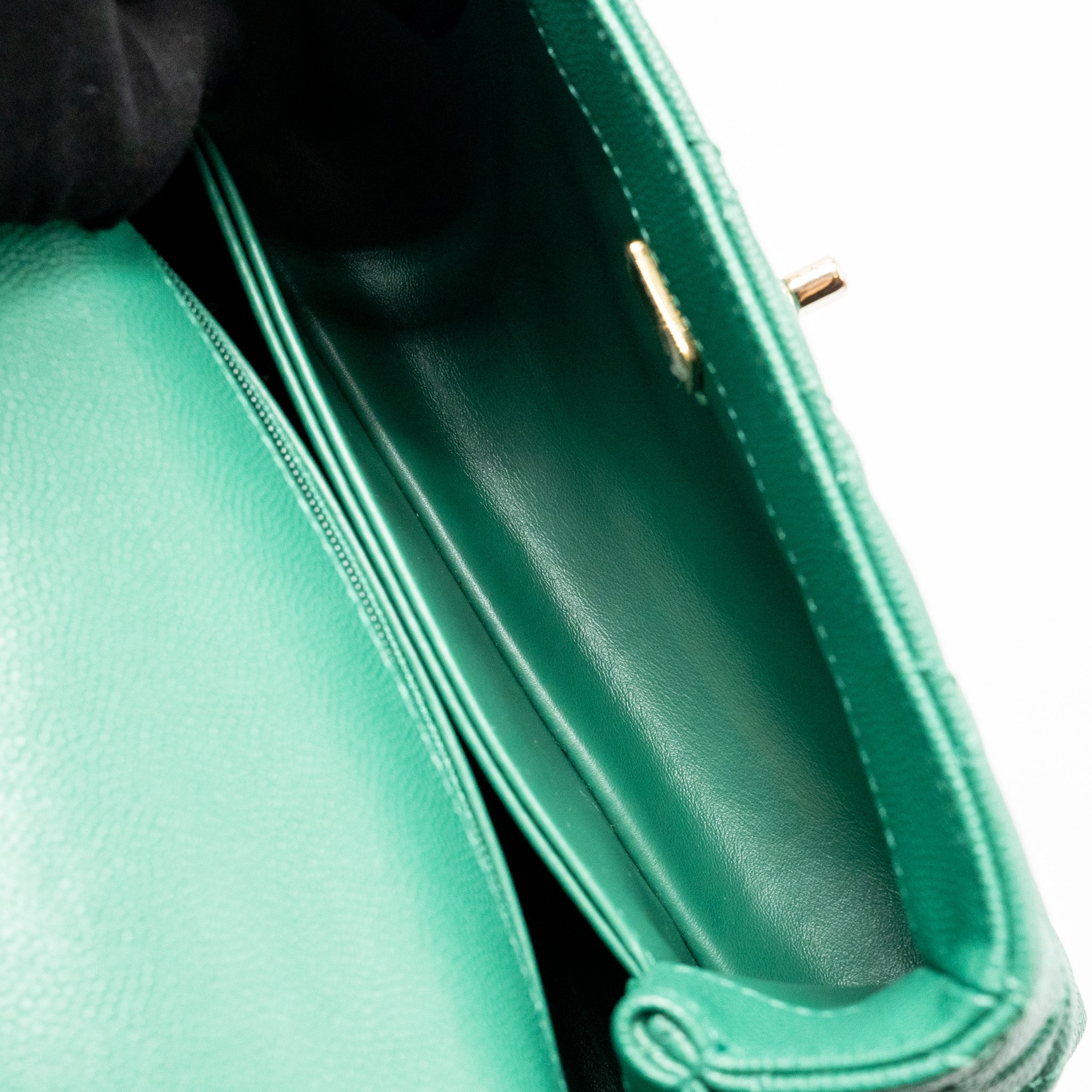 CHANEL SMALL COCO HANDLE CAVIAR GREEN LGHW (MICROCHIP)