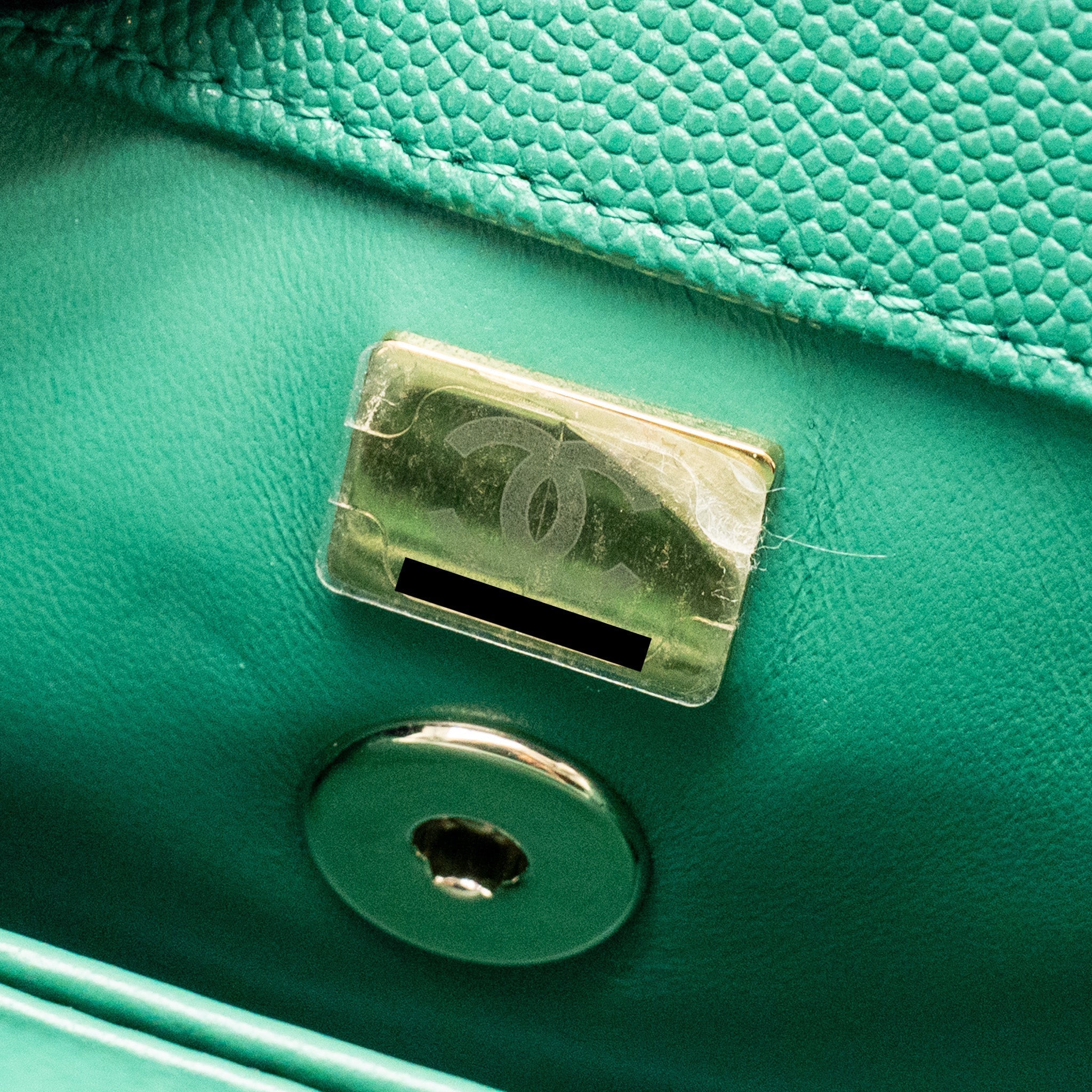 CHANEL SMALL COCO HANDLE CAVIAR GREEN LGHW (MICROCHIP)