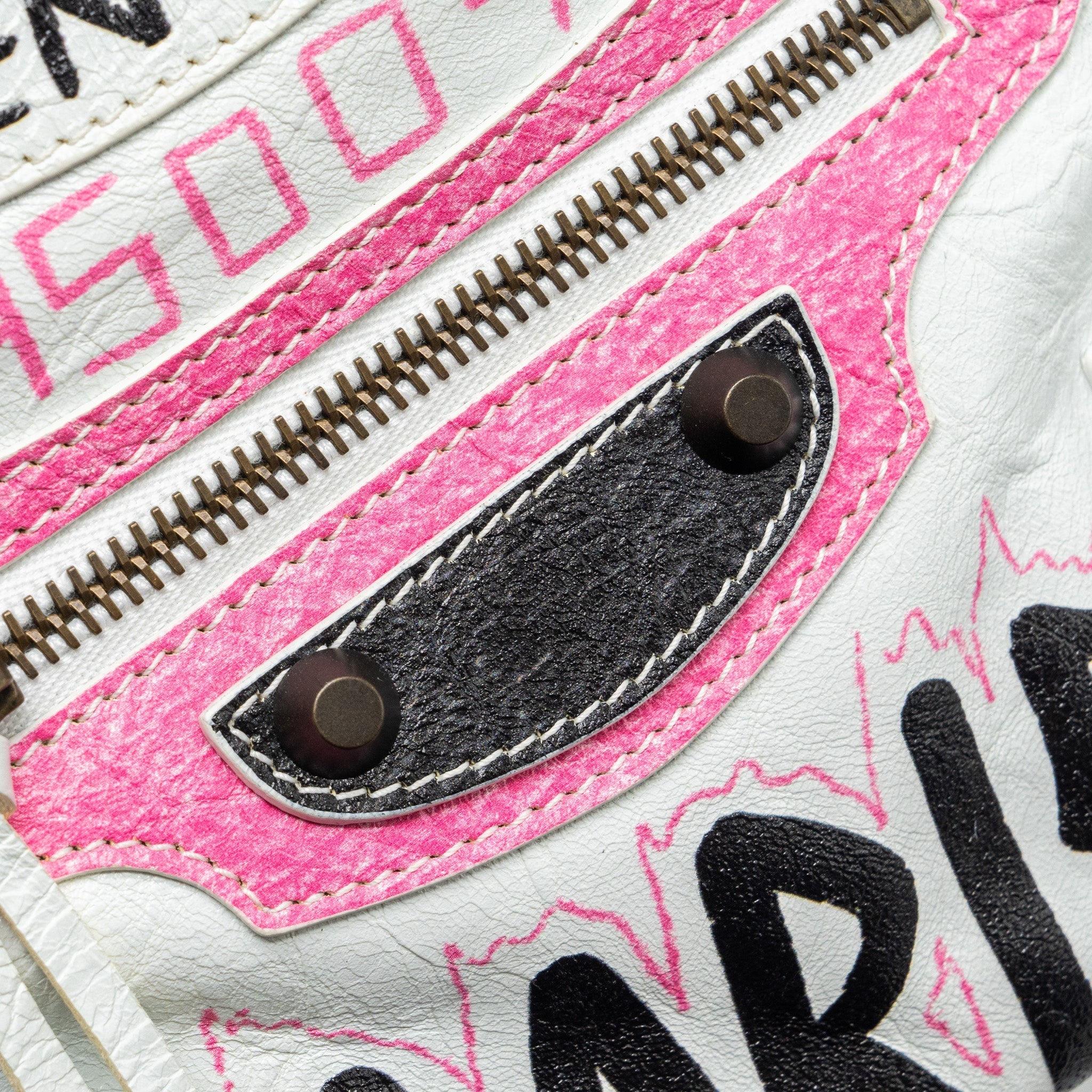 BALENCIAGA CITY GRAFFITI CLASSIC STUDS BAG LEATHER WHITE / PINK/ BLACK WITH BLACK HARDWARE