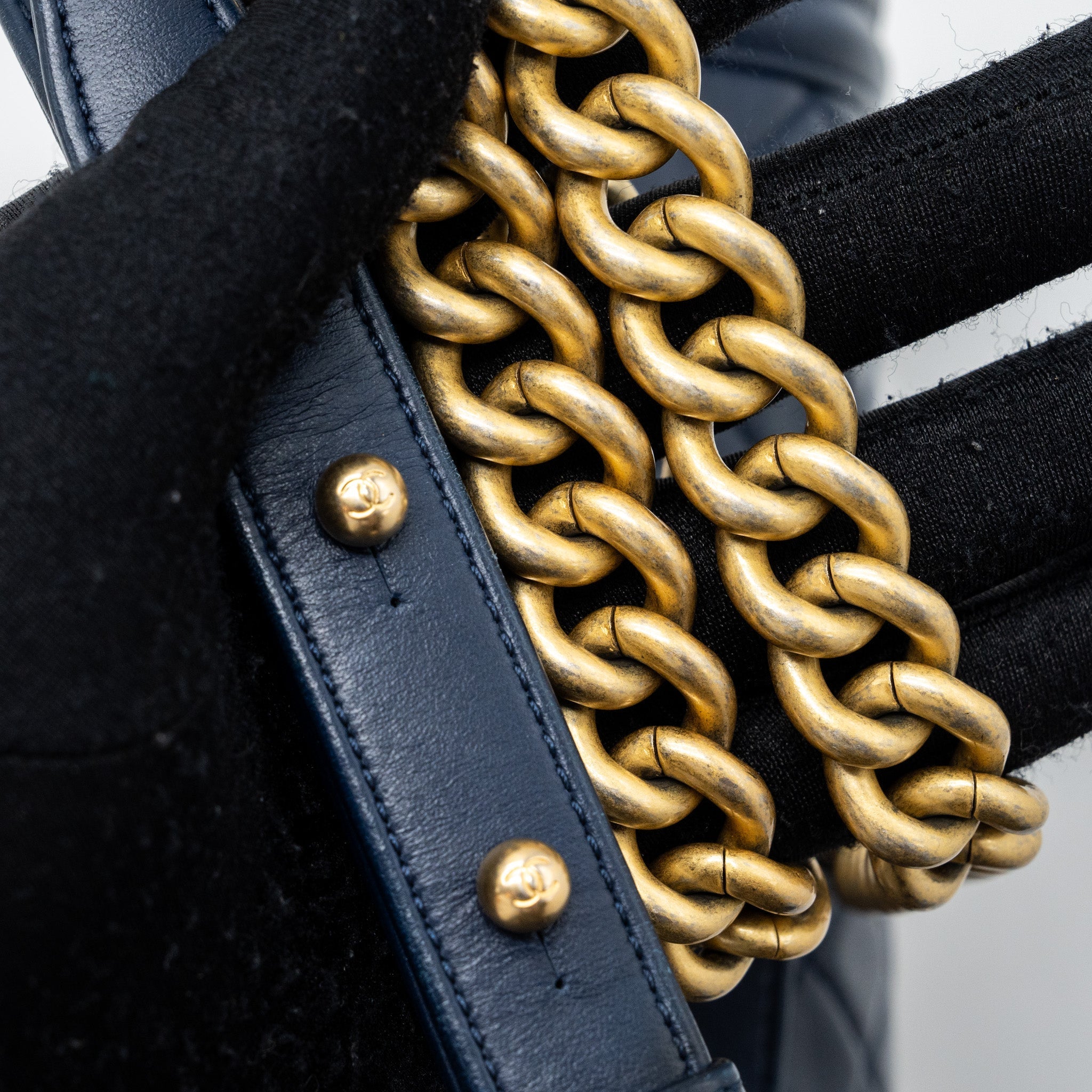 CHANEL MEDIUM BOY BAG LAMBSKIN BLUE GHW