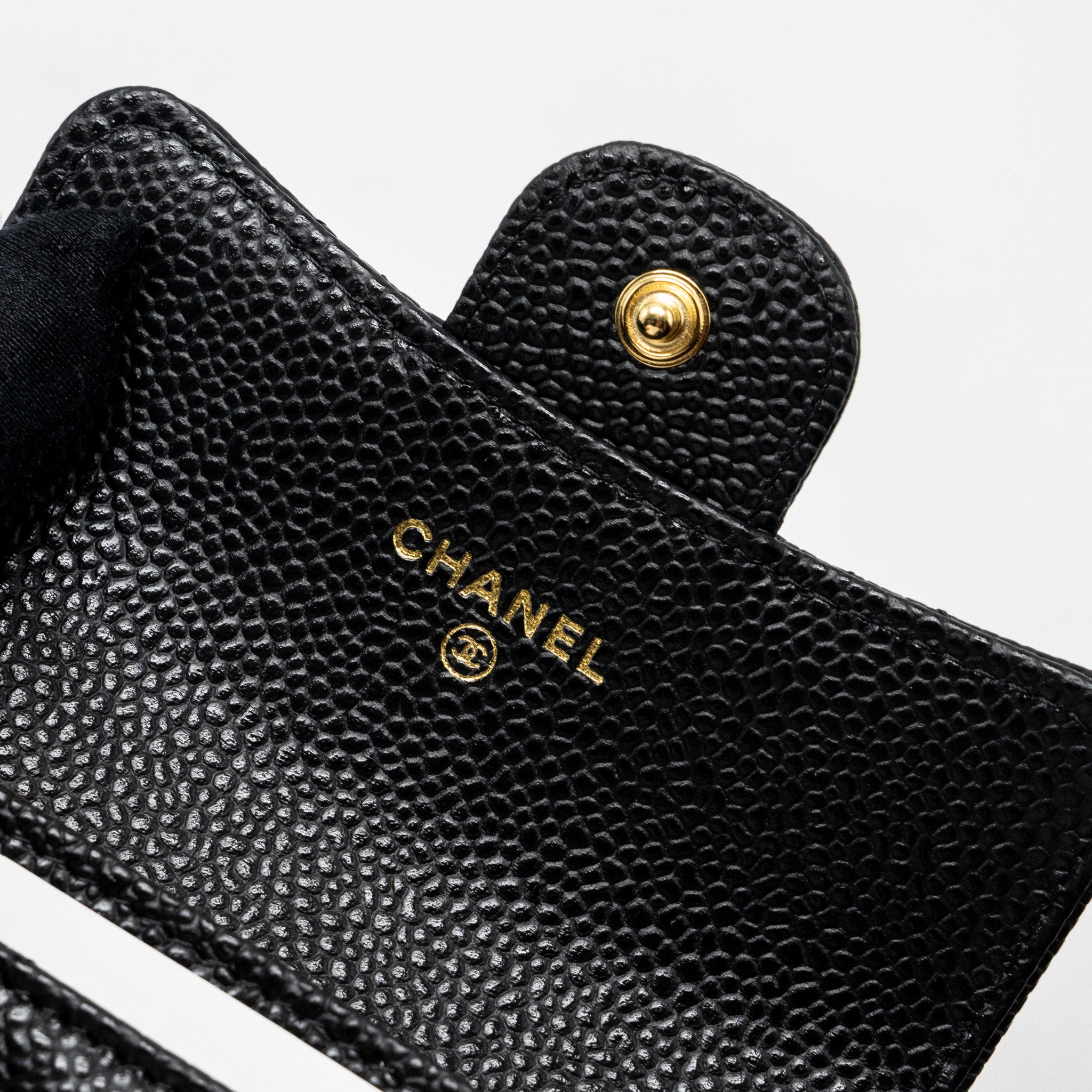 CHANEL CLASSIC FLAP CARD HOLDER CAVIAR BLACK GHW (MICROCHIP)