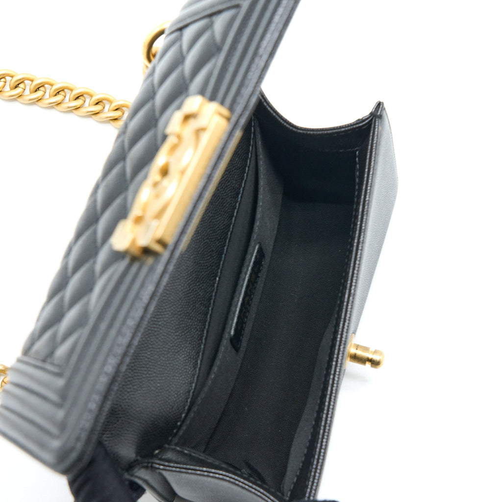CHANEL SMALL BOY BAG CAVIAR BLACK GHW