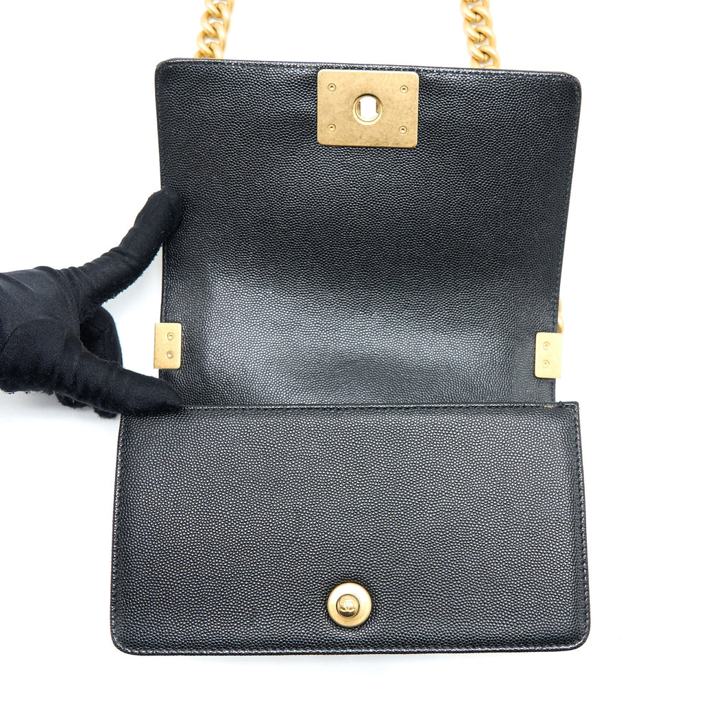CHANEL SMALL BOY BAG CAVIAR BLACK GHW