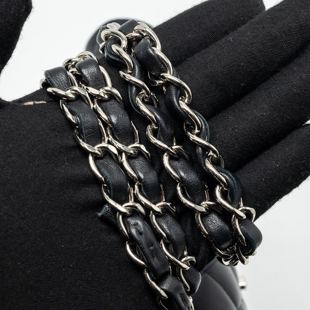 CHANEL MEDIUM CLASSIC DOUBLE FLAP BAG LAMBSKIN BLACK SHW