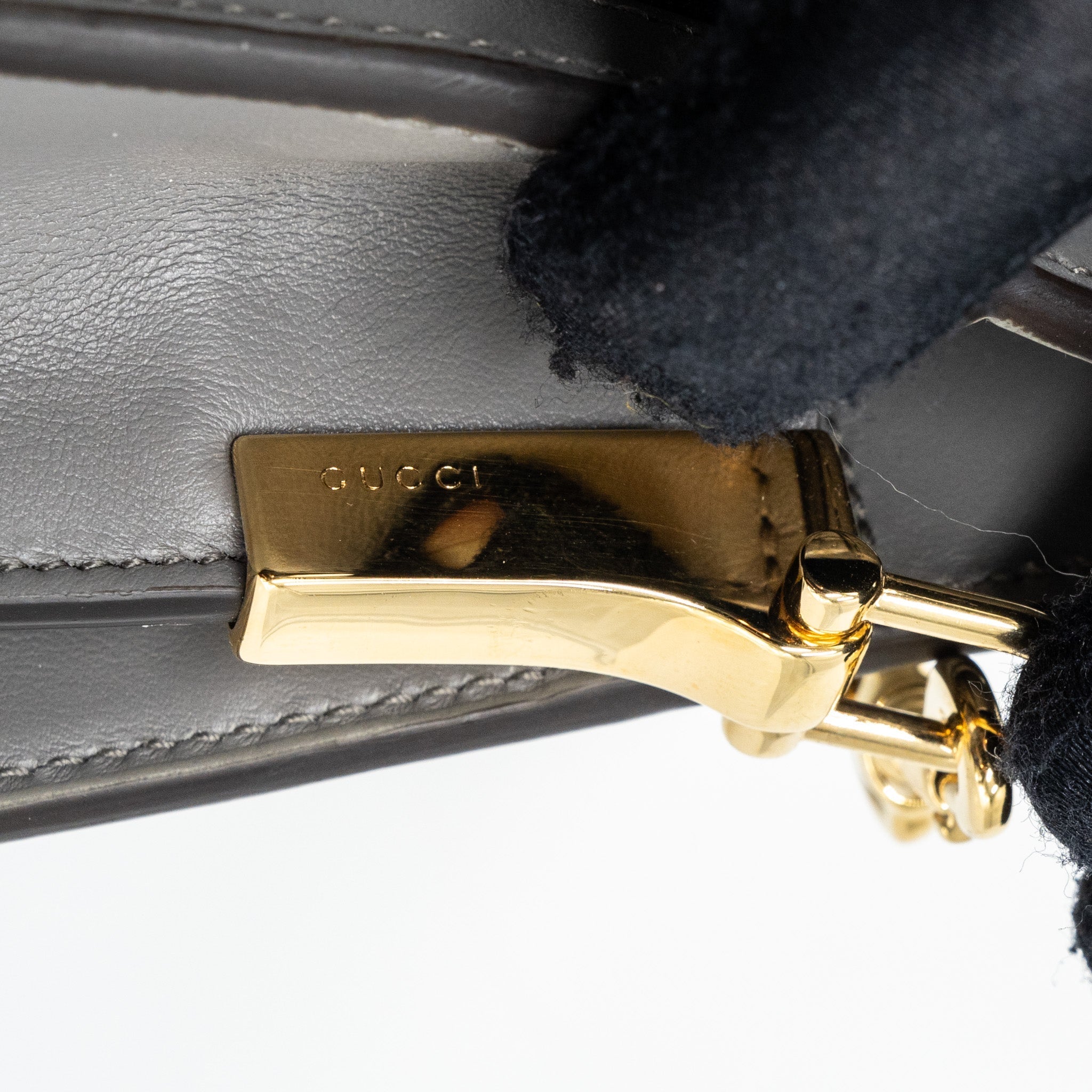 GUCCI CHAIN CROSSBODY BAG CALFSKIN GREY LGHW
