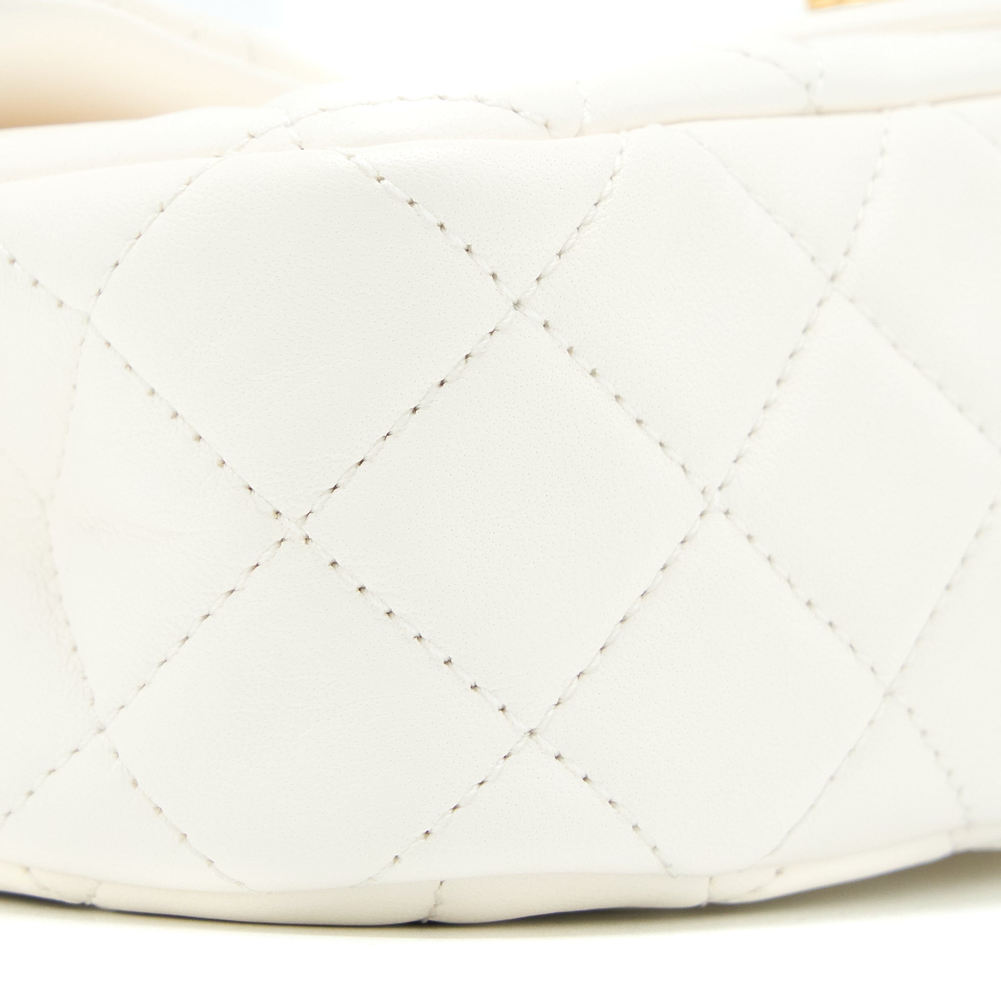 CHANEL PEARL CRUSH MINI RECTANGULAR LAMBSKIN WHITE GHW (MICROCHIP)