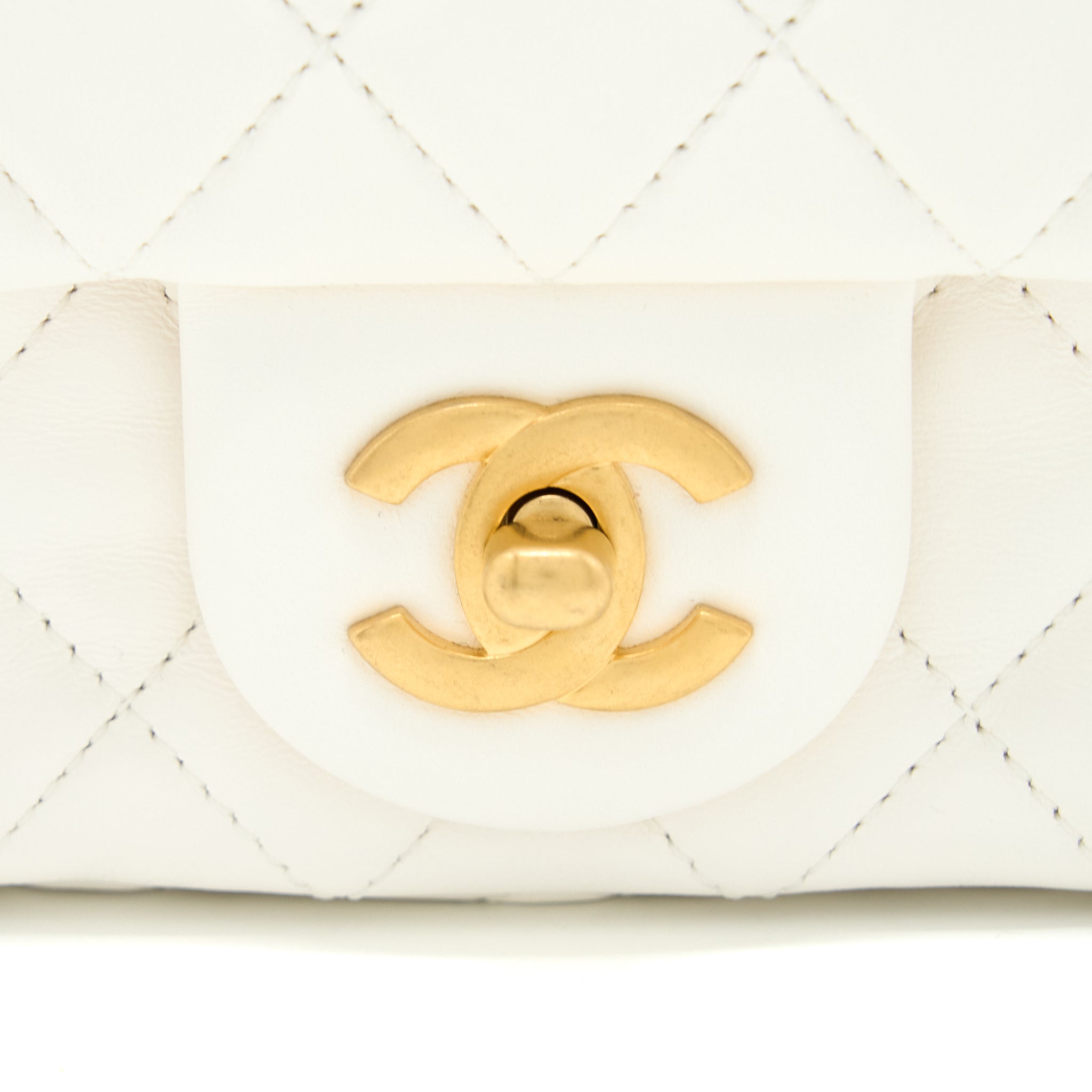 CHANEL PEARL CRUSH MINI RECTANGULAR LAMBSKIN WHITE GHW (MICROCHIP)