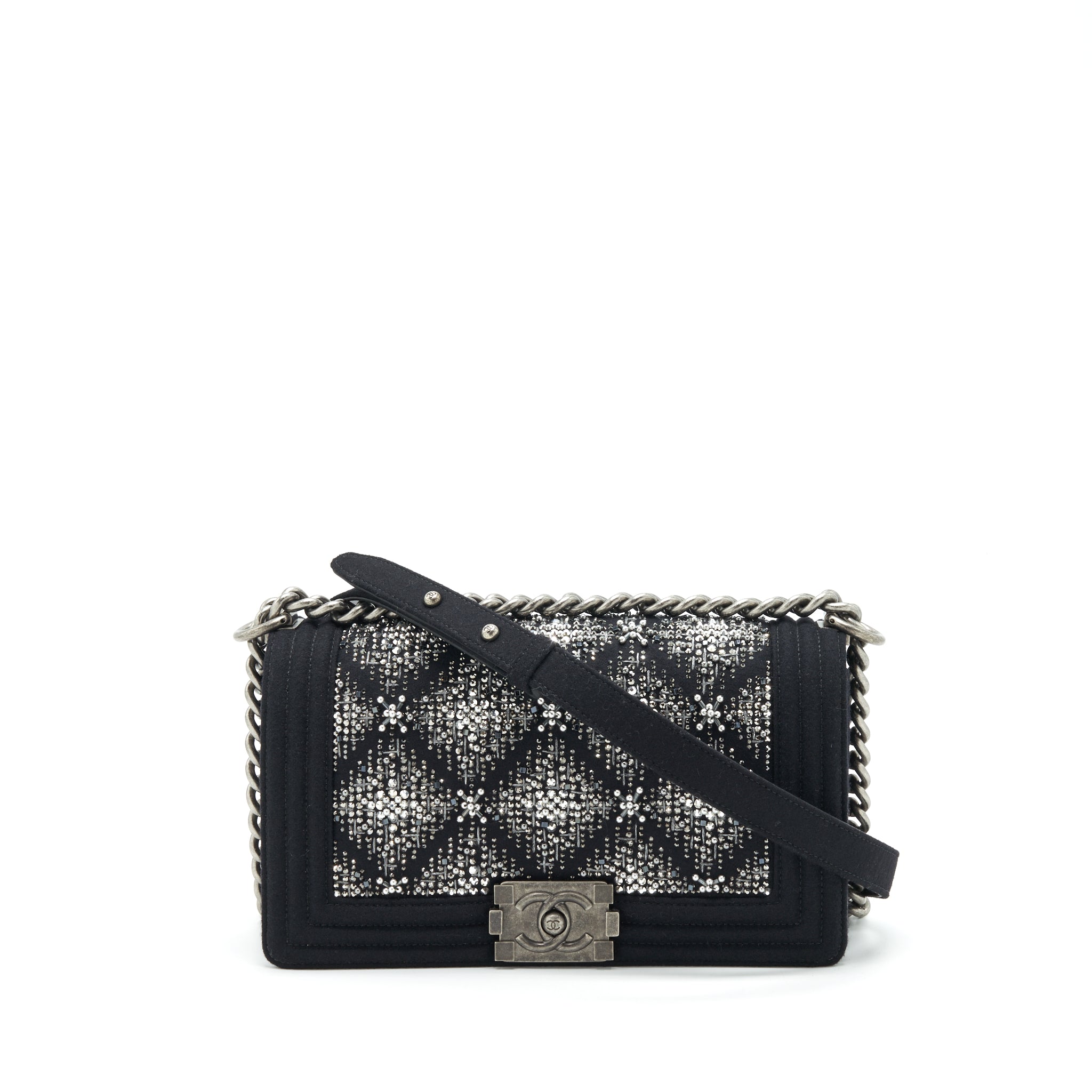 CHANEL 19B MEDIUM BOY FLAP BAG LIMITED EDITION FABRIC BLACK RUTHENIUM SILVER HARDWARE
