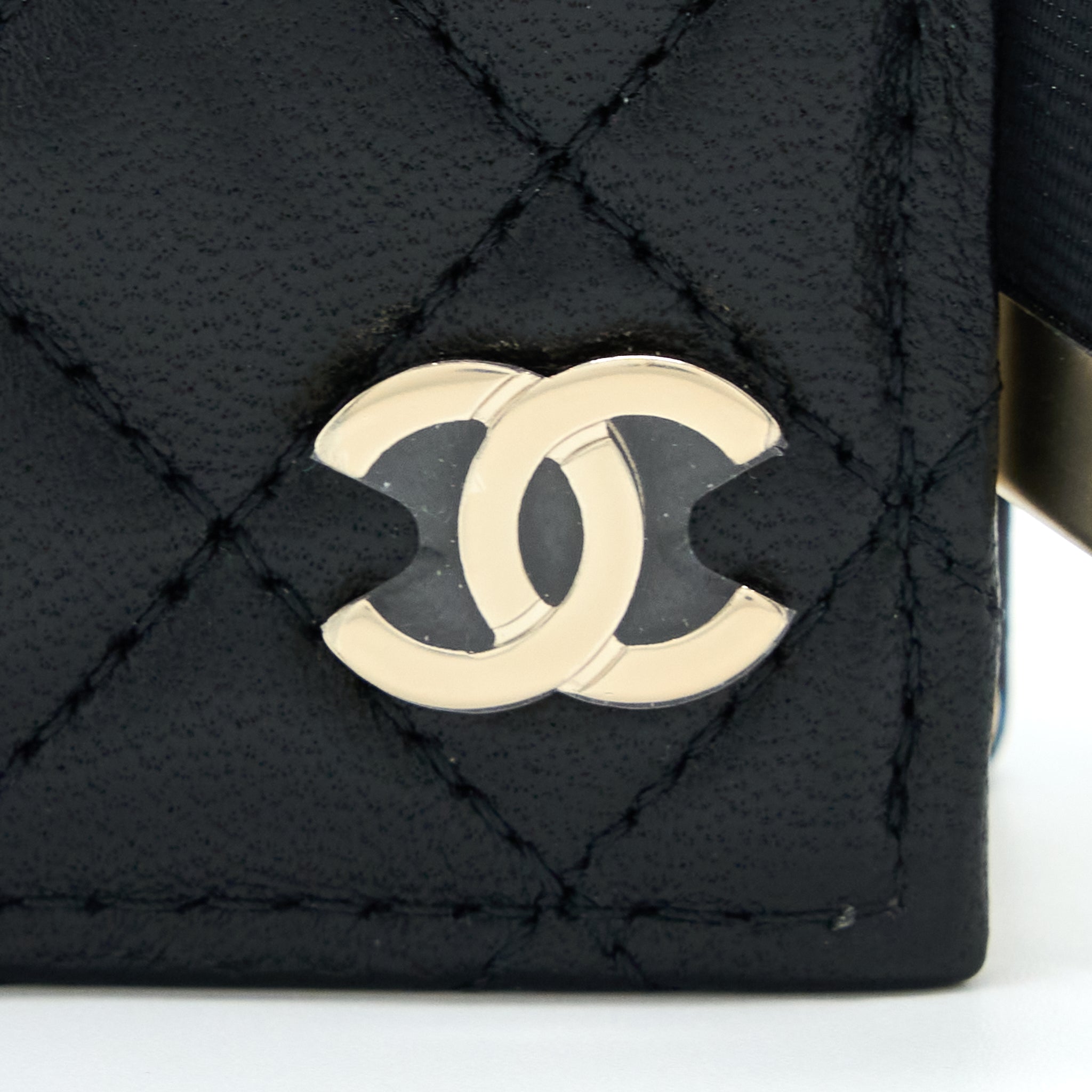 CHANEL 22B MINI BOOK CARD HOLDER WITH CHAINS LAMBSKIN BLACK LGHW