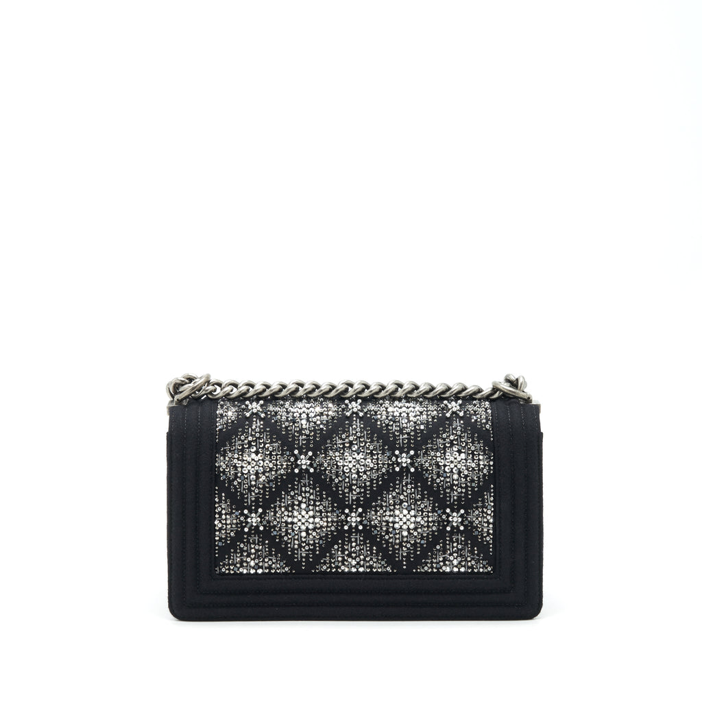 CHANEL 19B MEDIUM BOY FLAP BAG LIMITED EDITION FABRIC BLACK RUTHENIUM SILVER HARDWARE