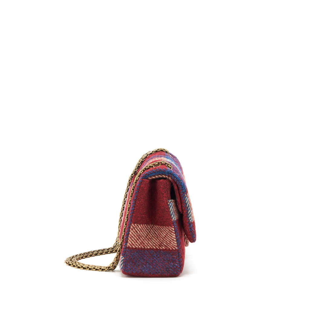 CHANEL 2.55 226 REISSUE DOUBLE FLAP BAG FABRIC MULTICOLOUR GOLD HARDWARE
