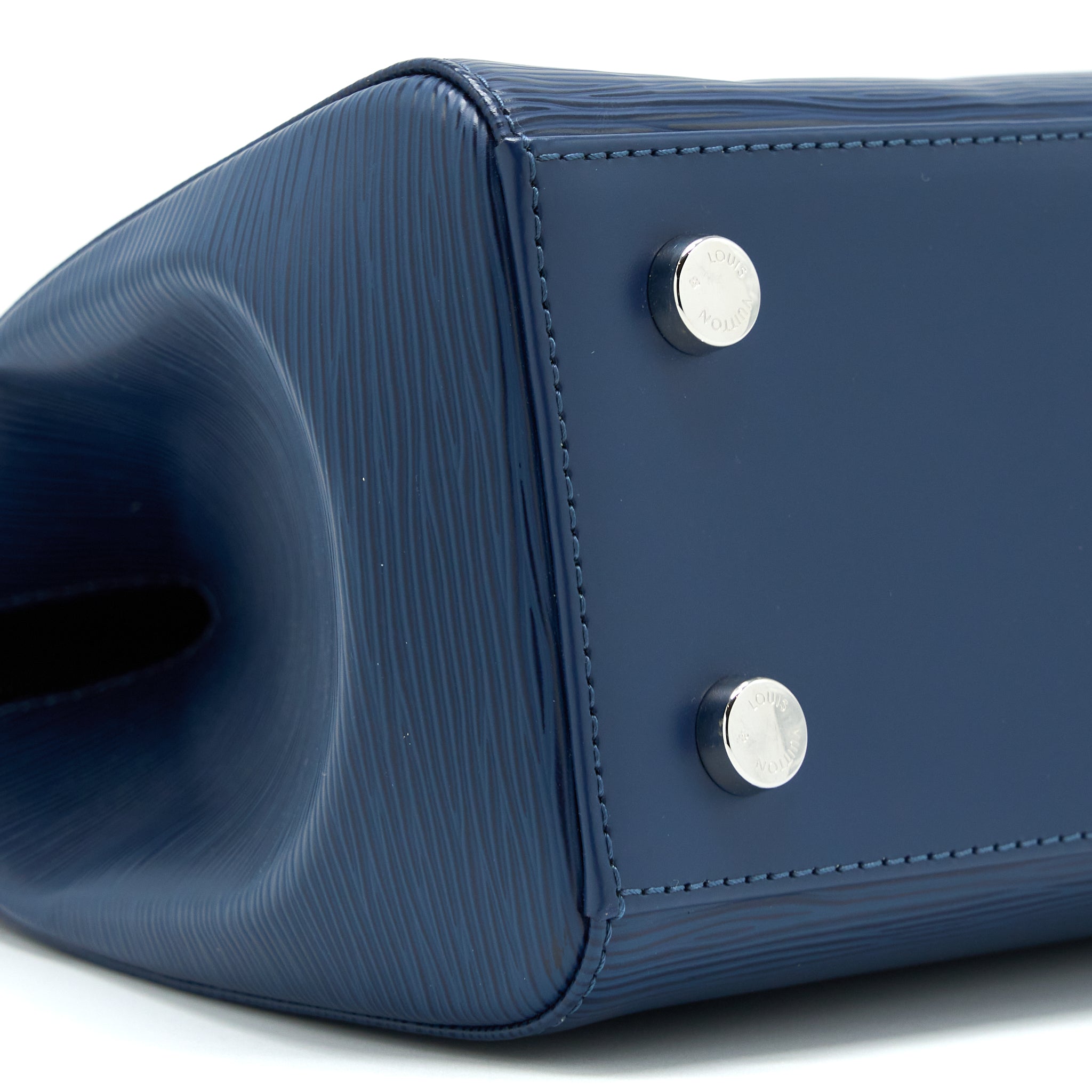 LOUIS VUITTON BREA MM EPI INDIGO SHW