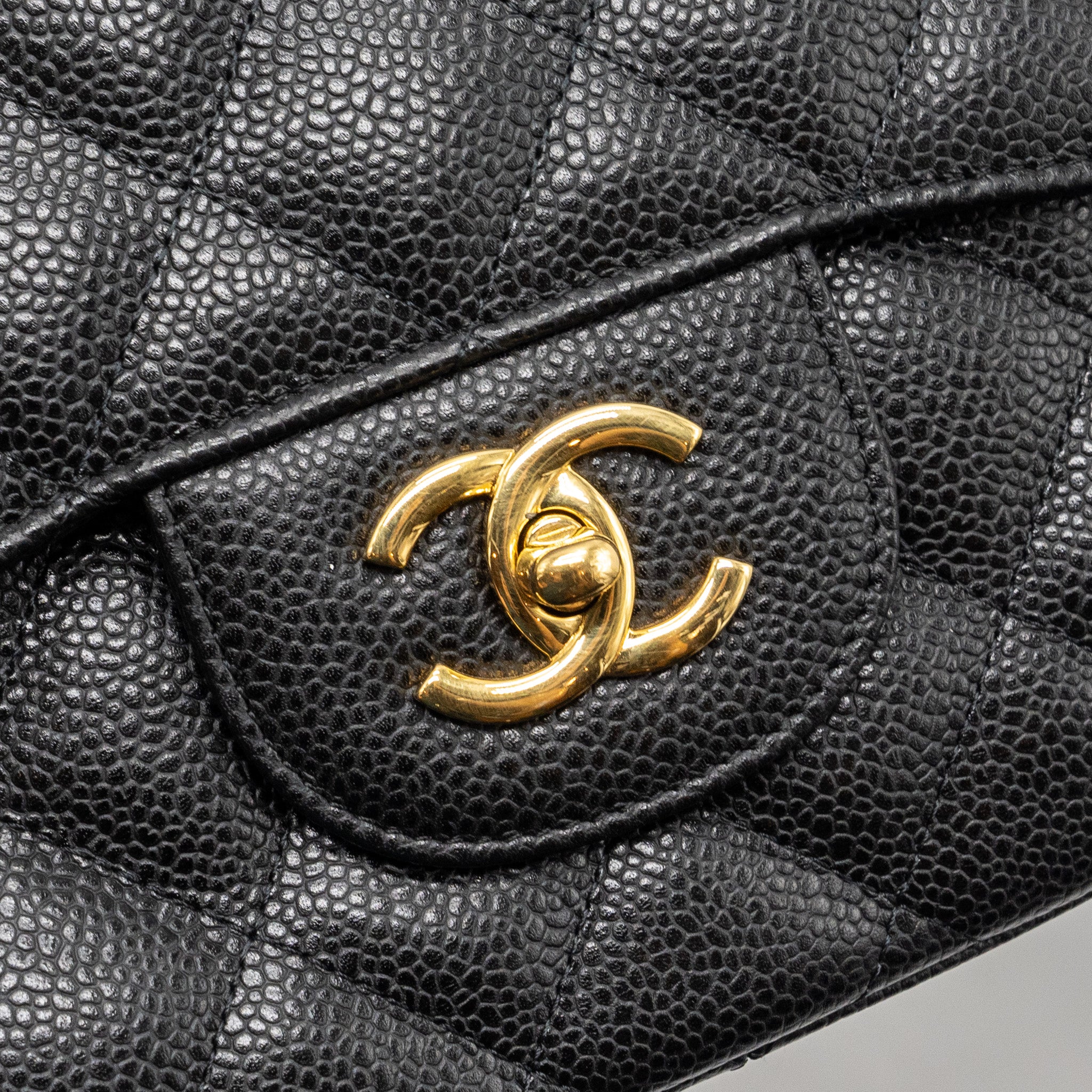 CHANEL CLASSIC JUMBO SINGLE FLAP BAG CAVIAR BLACK GHW