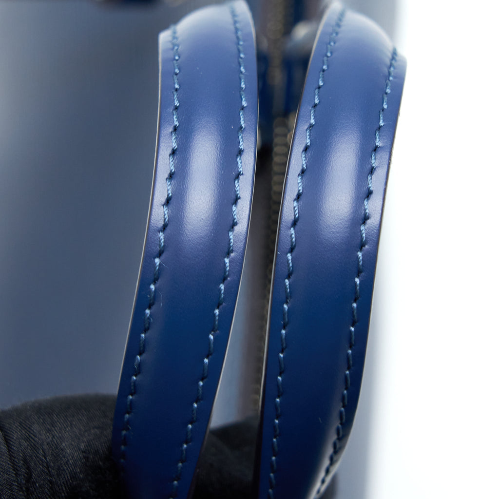 LOUIS VUITTON BREA MM EPI INDIGO SHW