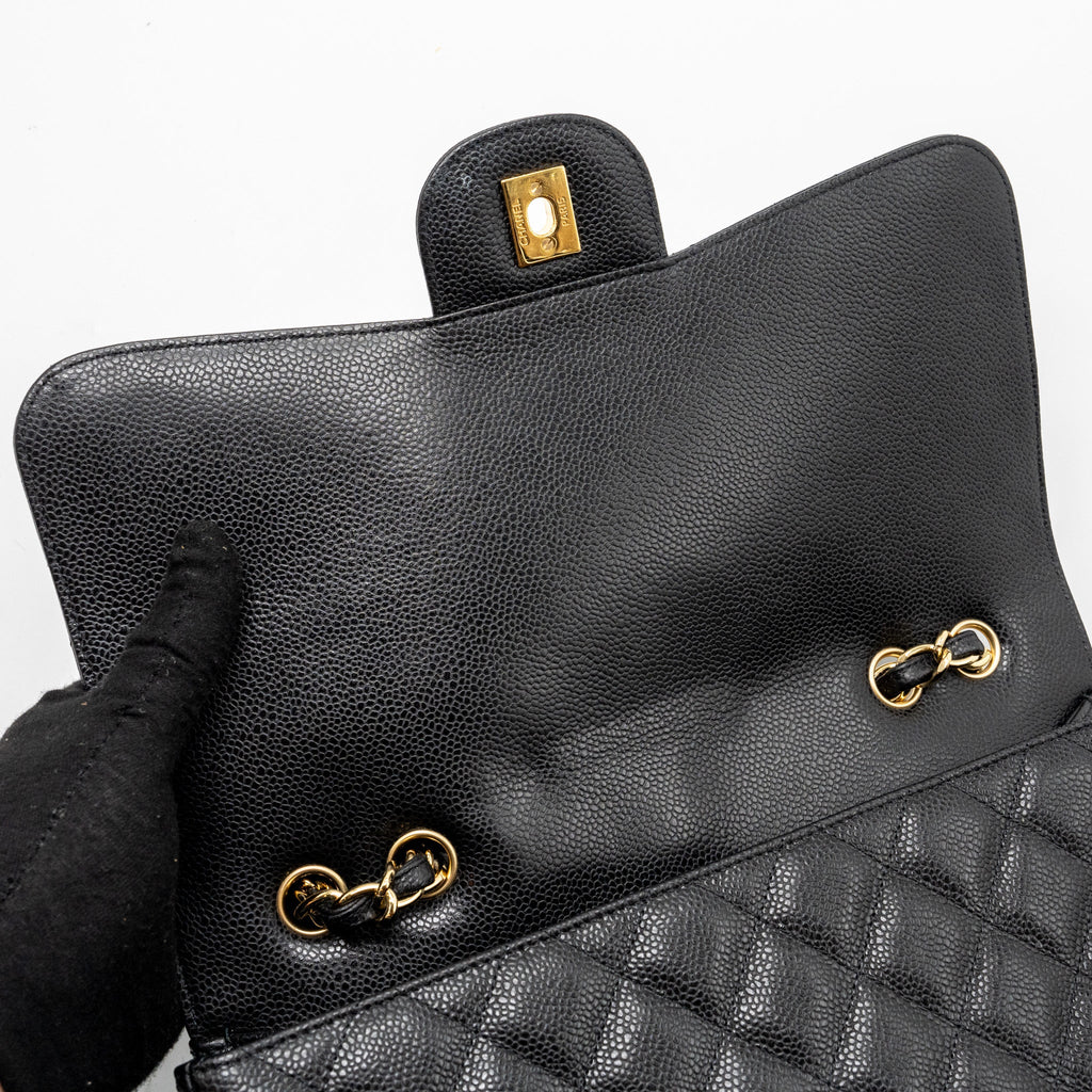 CHANEL CLASSIC JUMBO SINGLE FLAP BAG CAVIAR BLACK GHW
