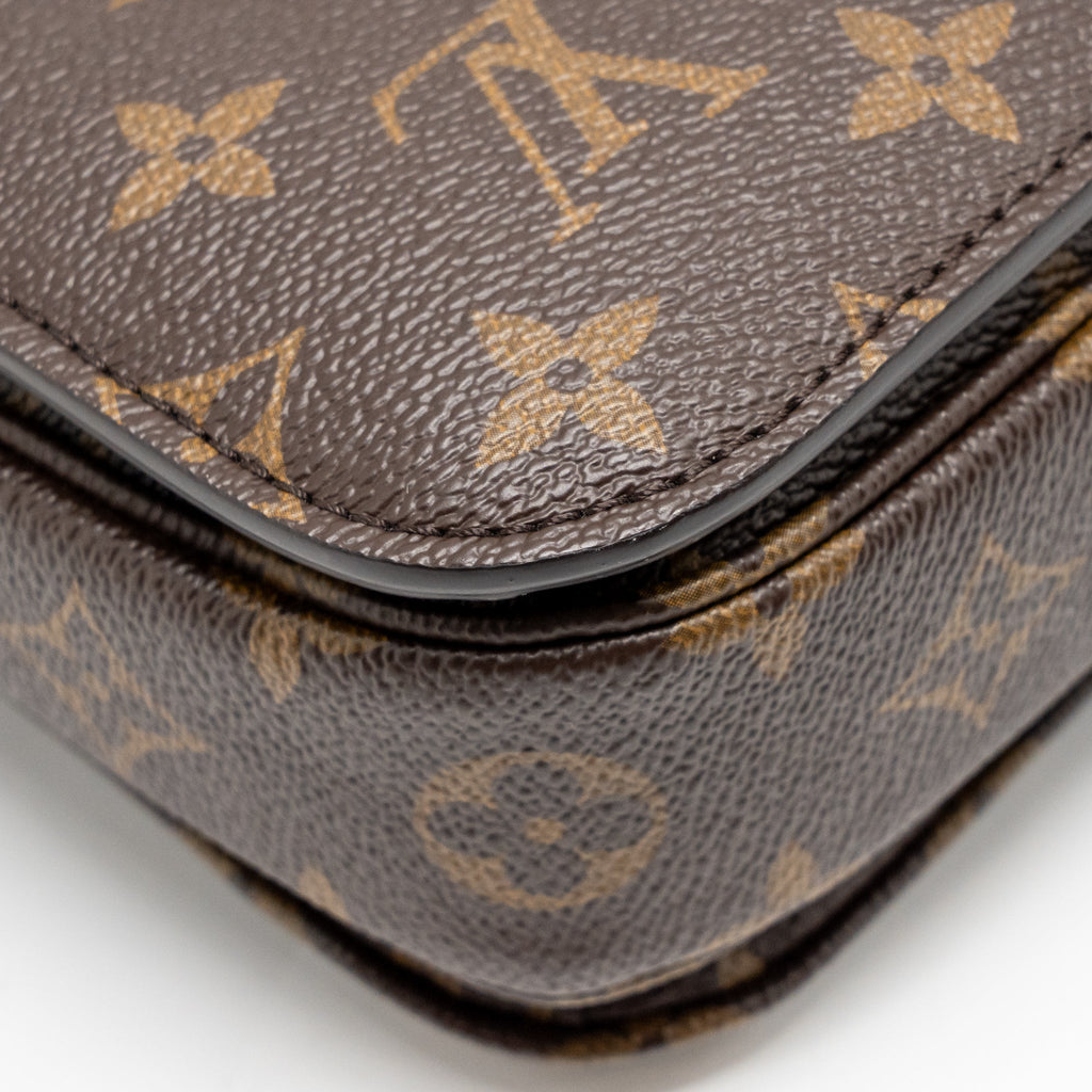 LOUIS VUITTON POCHETTE METIS MONOGRAM CANVAS GHW