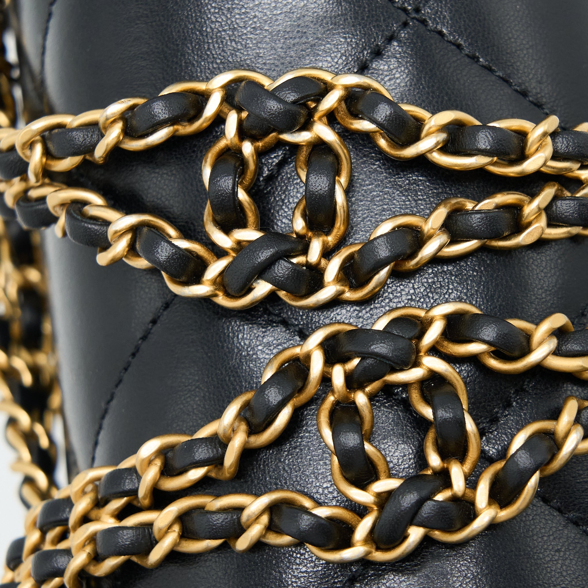 CHANEL 23P ADO BACKPACK LAMBSKIN BLACK GHW (MICROCHIP)