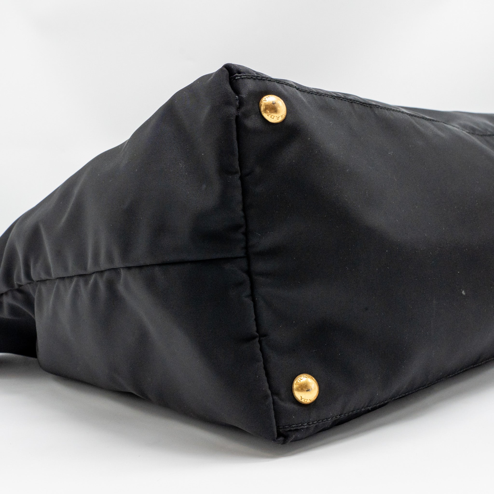 PRADA RE-EDITION LARGE TESSUTO TOTE BAG RE-NYLON/SAFFIANO LEATHER BLACK GHW