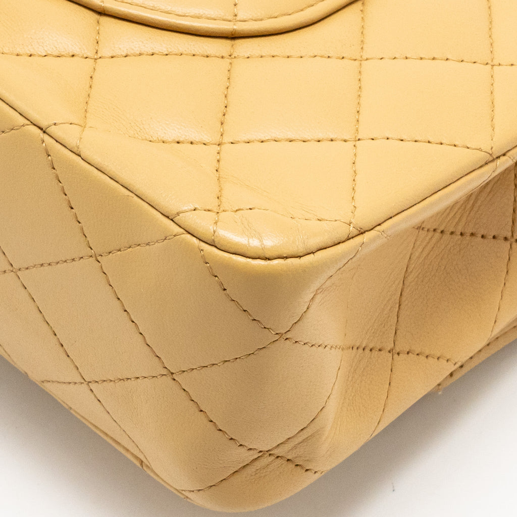 CHANEL MEDIUM CLASSIC DOUBLE FLAP BAG LAMBSKIN BEIGE GHW