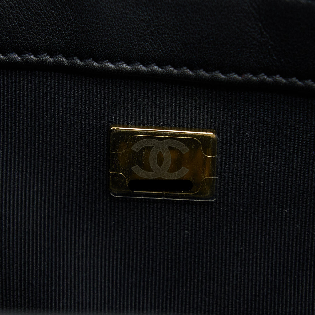 CHANEL MEDIUM BOY BAG CALFSKIN BLACK GHW (MICROCHIP)