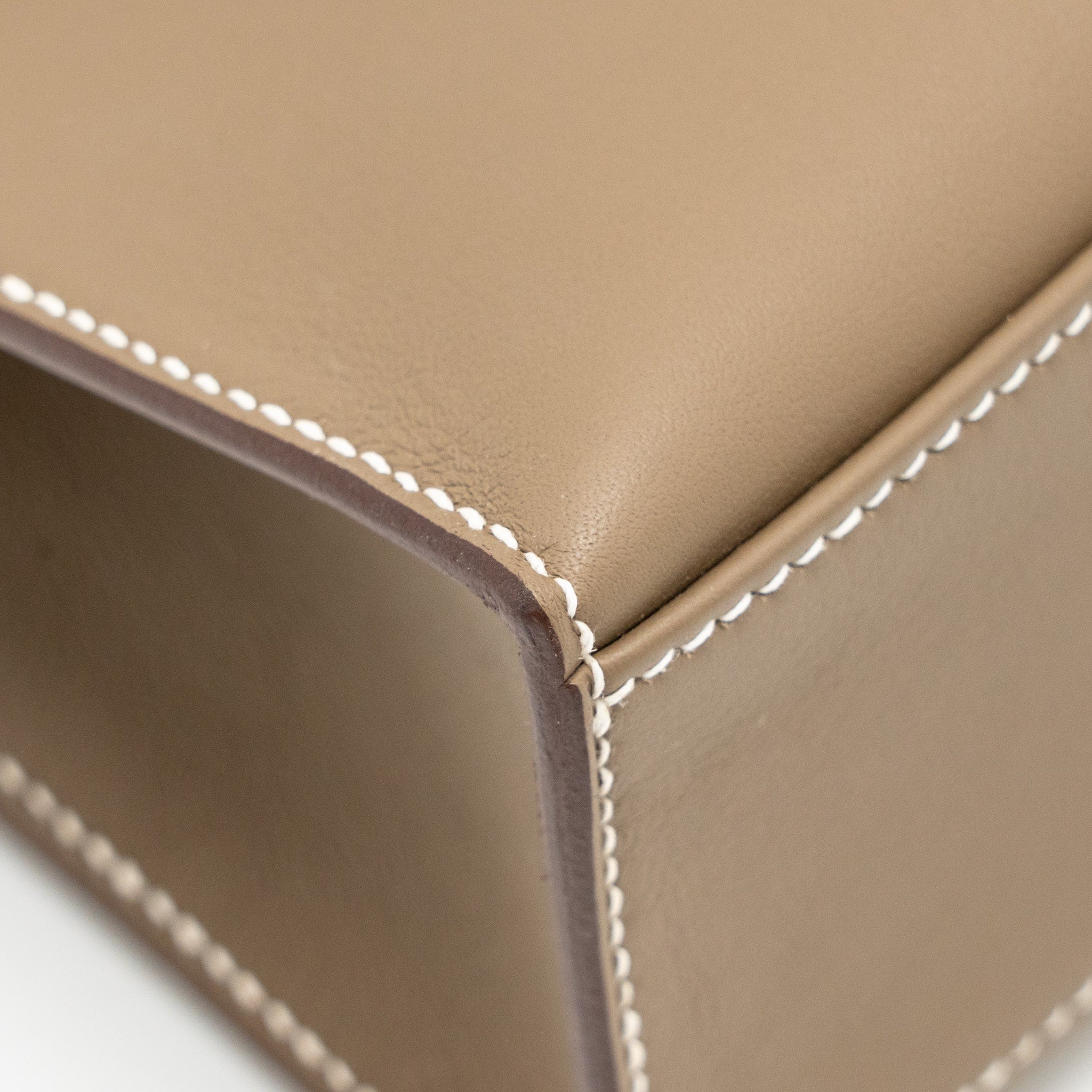HERMES KELLY POCHETTE SWIFT ETOUPE GHW
