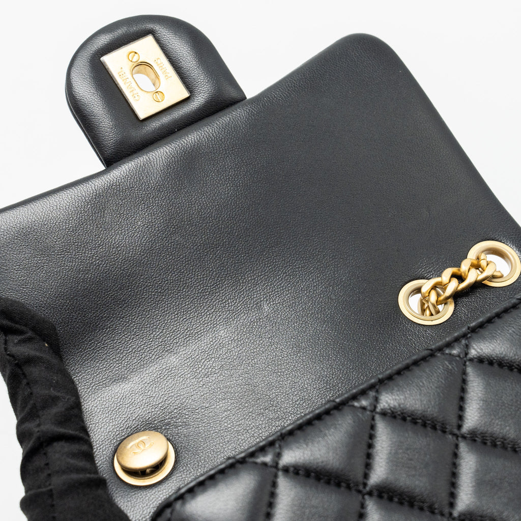 CHANEL CAMELLIA ADJUSTABLE CHAIN MINI SQUARE FLAP BAG LAMBSKIN BLACK GHW (MICROCHIP)