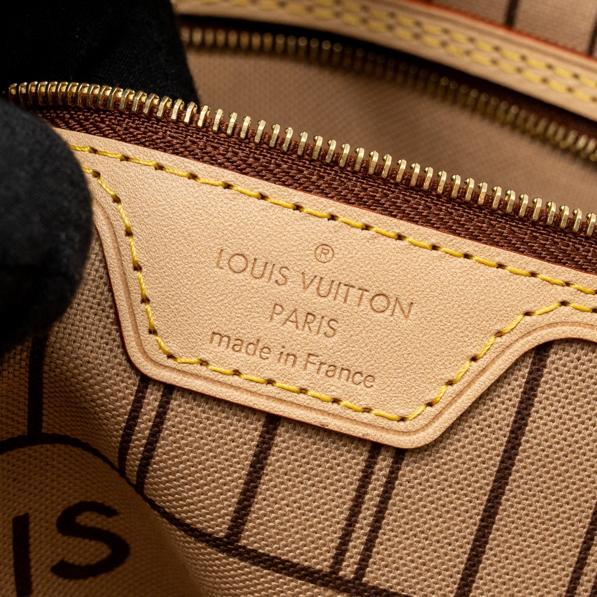 LOUIS VUITTON NEVERFULL MM MONOGRAM CANVAS GHW