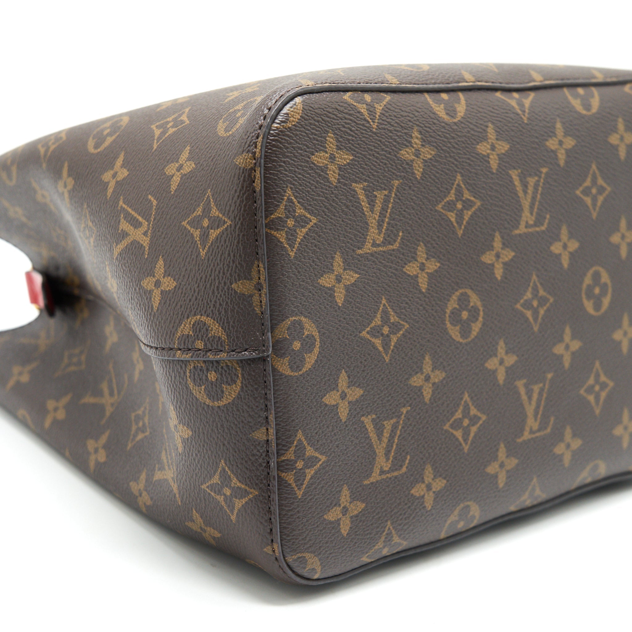LOUIS VUITTON NEO NOE MONOGRAM CANVAS IN RED
